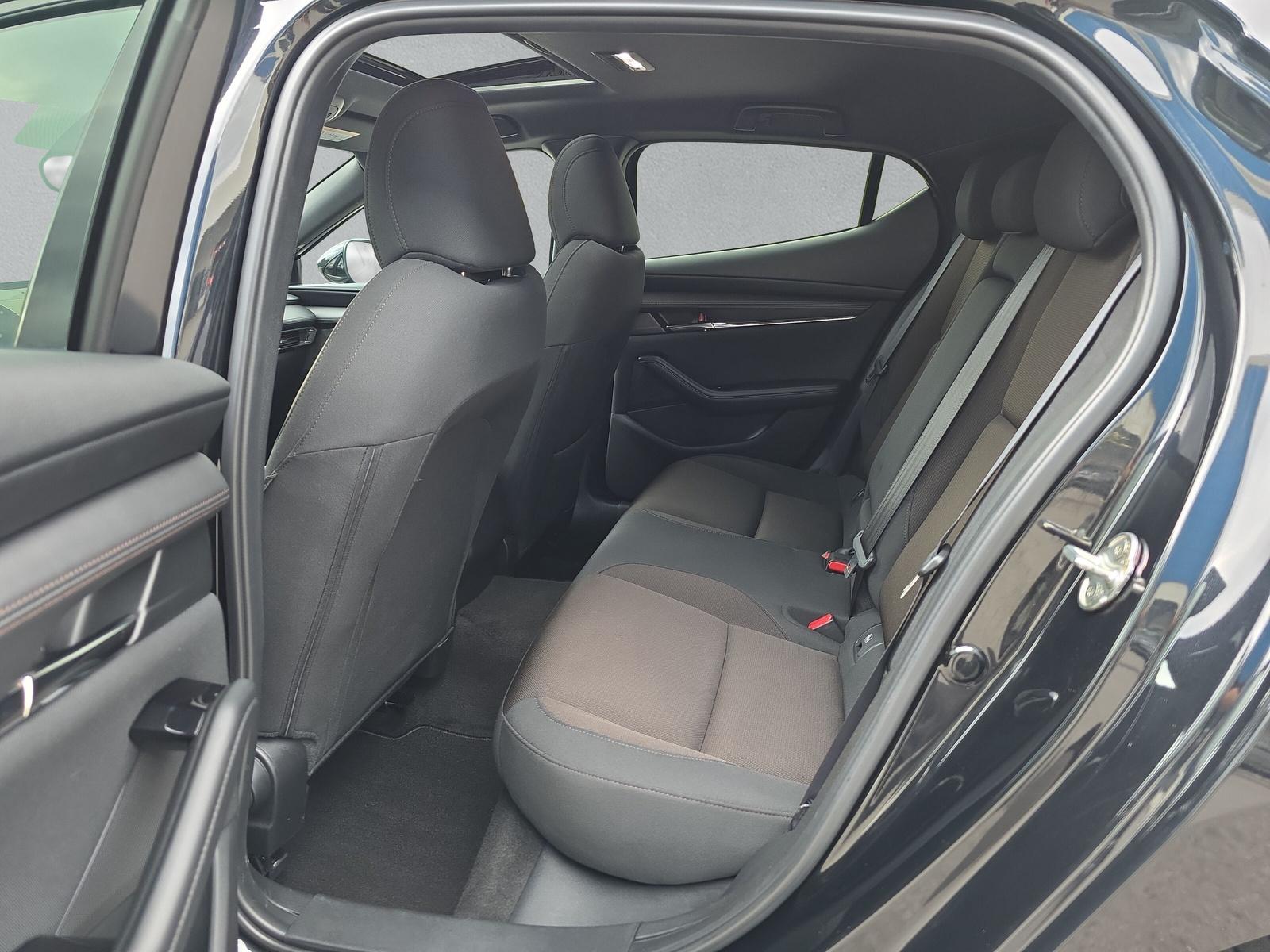 MAZDA 3 Hatchback 2.0 186 Ambition Plus AWD (CH)-image-15