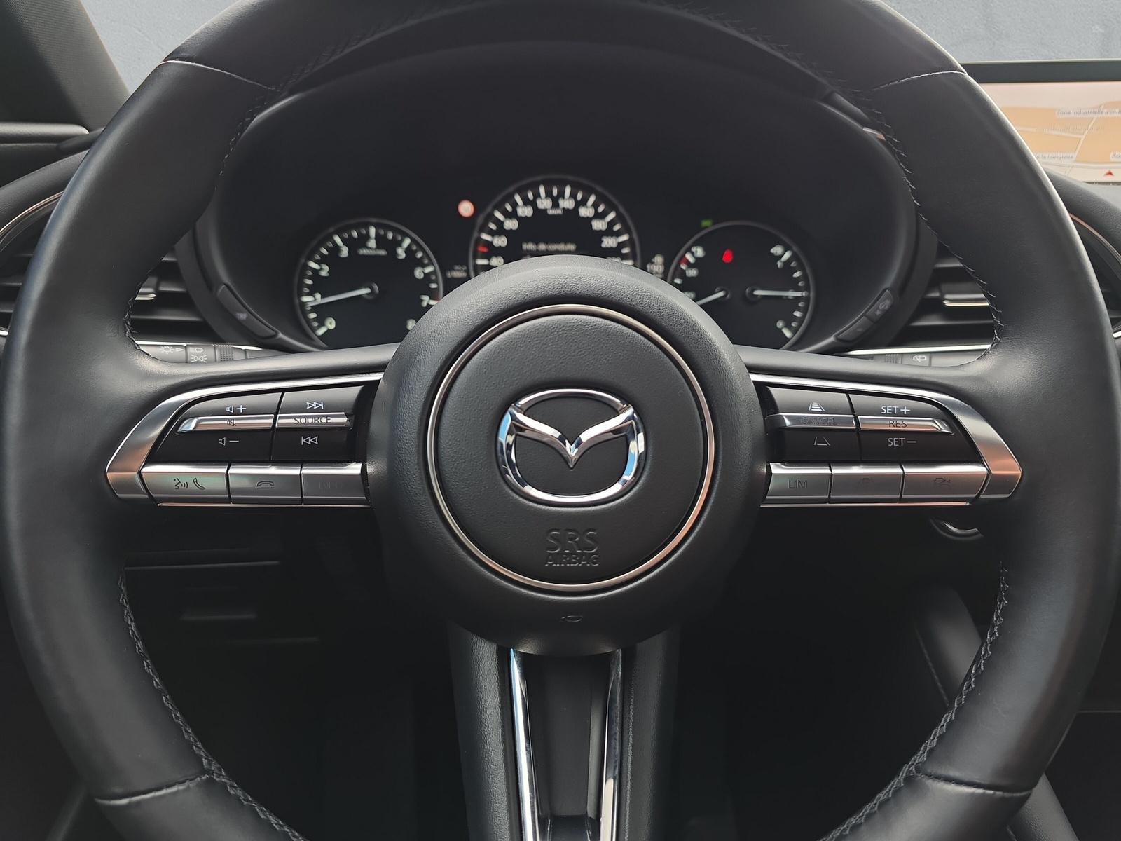 MAZDA 3 Hatchback 2.0 186 Ambition Plus AWD (CH)-image-22