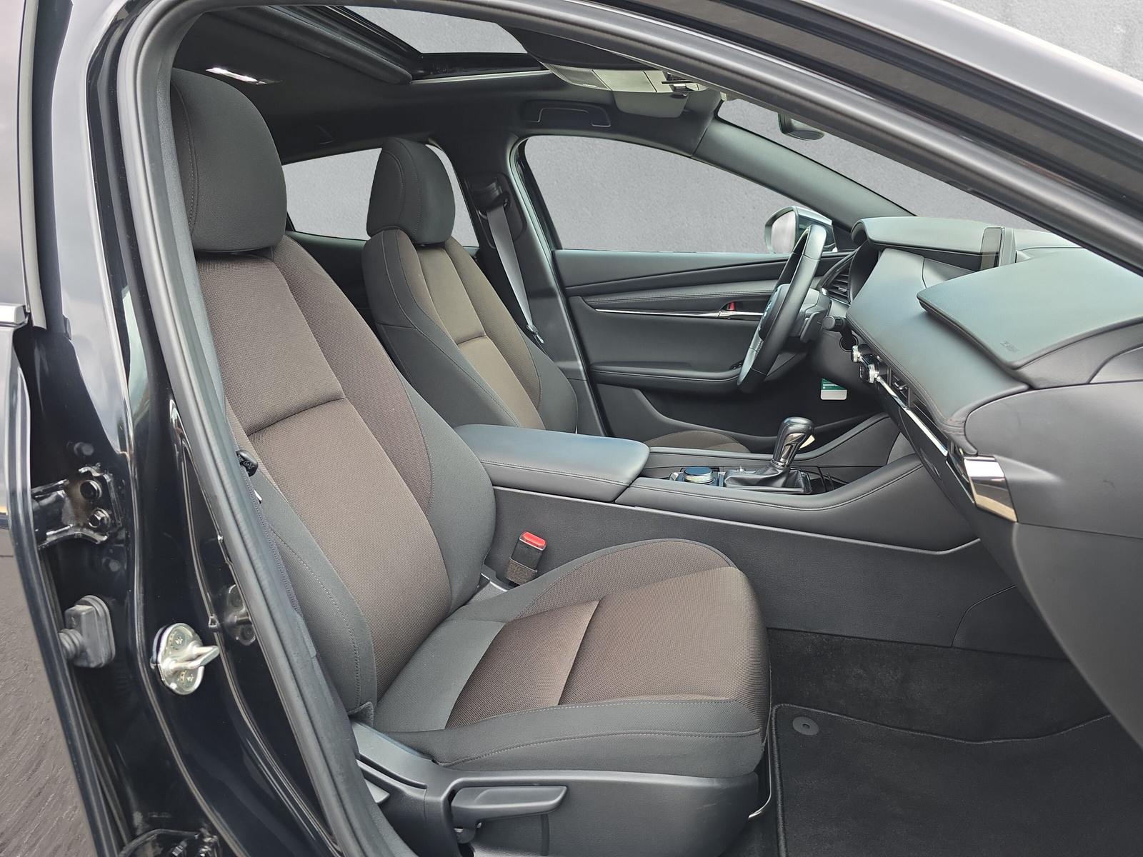 MAZDA 3 Hatchback 2.0 186 Ambition Plus AWD (CH)-image-12