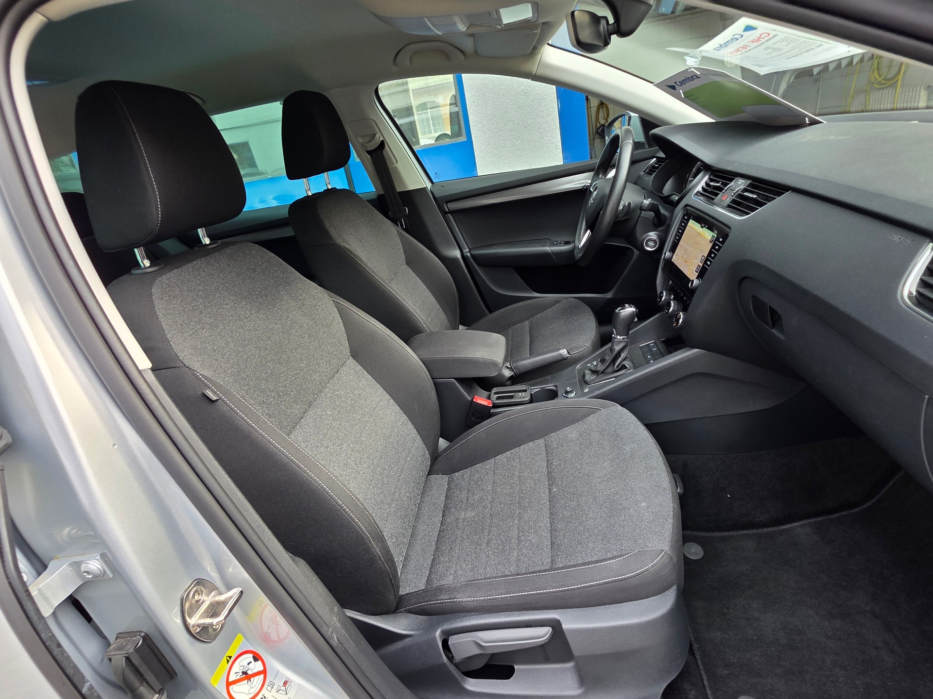 SKODA Octavia Combi 1.5 TSI Soleil DSG-image-16