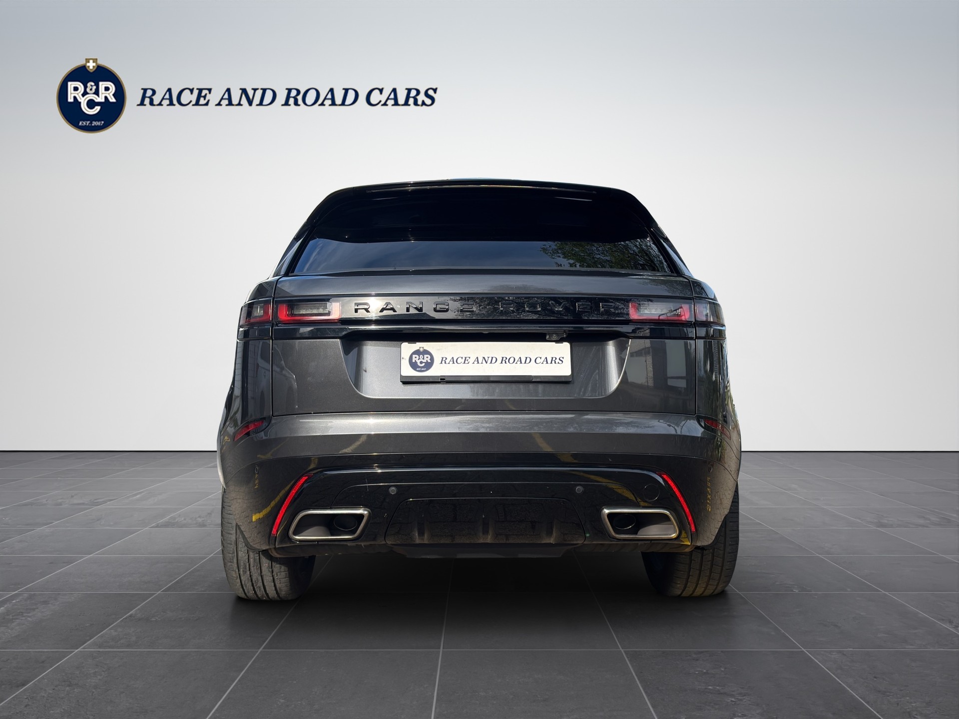 LAND ROVER Range Rover Velar 3.0 D 300 R-Dynamic-image-5