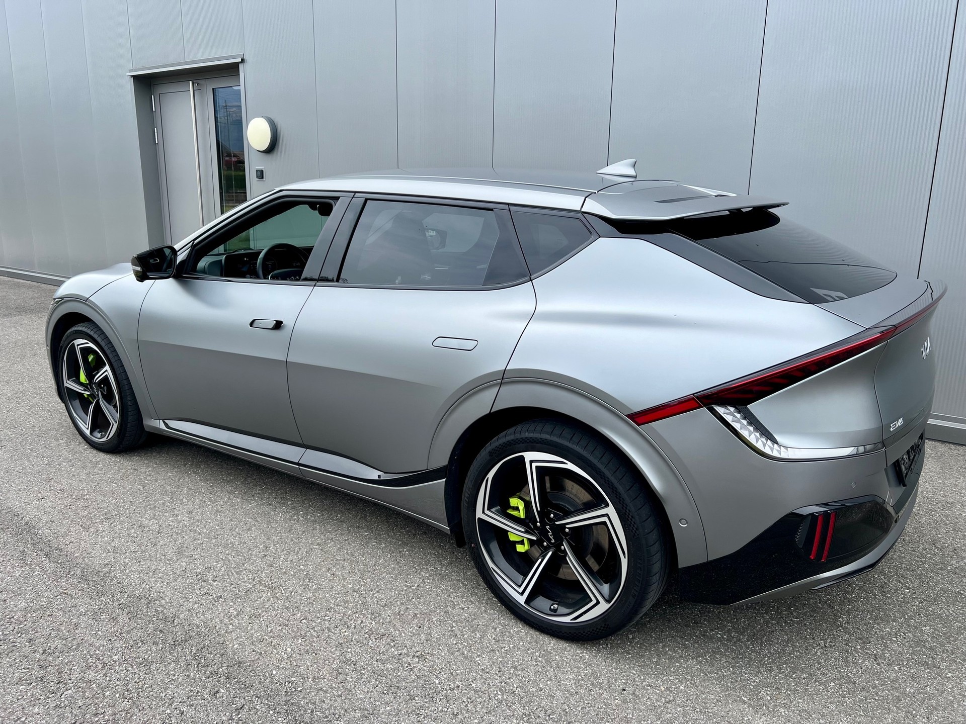 KIA EV6 77.4 kWh GT 4x4-image-6
