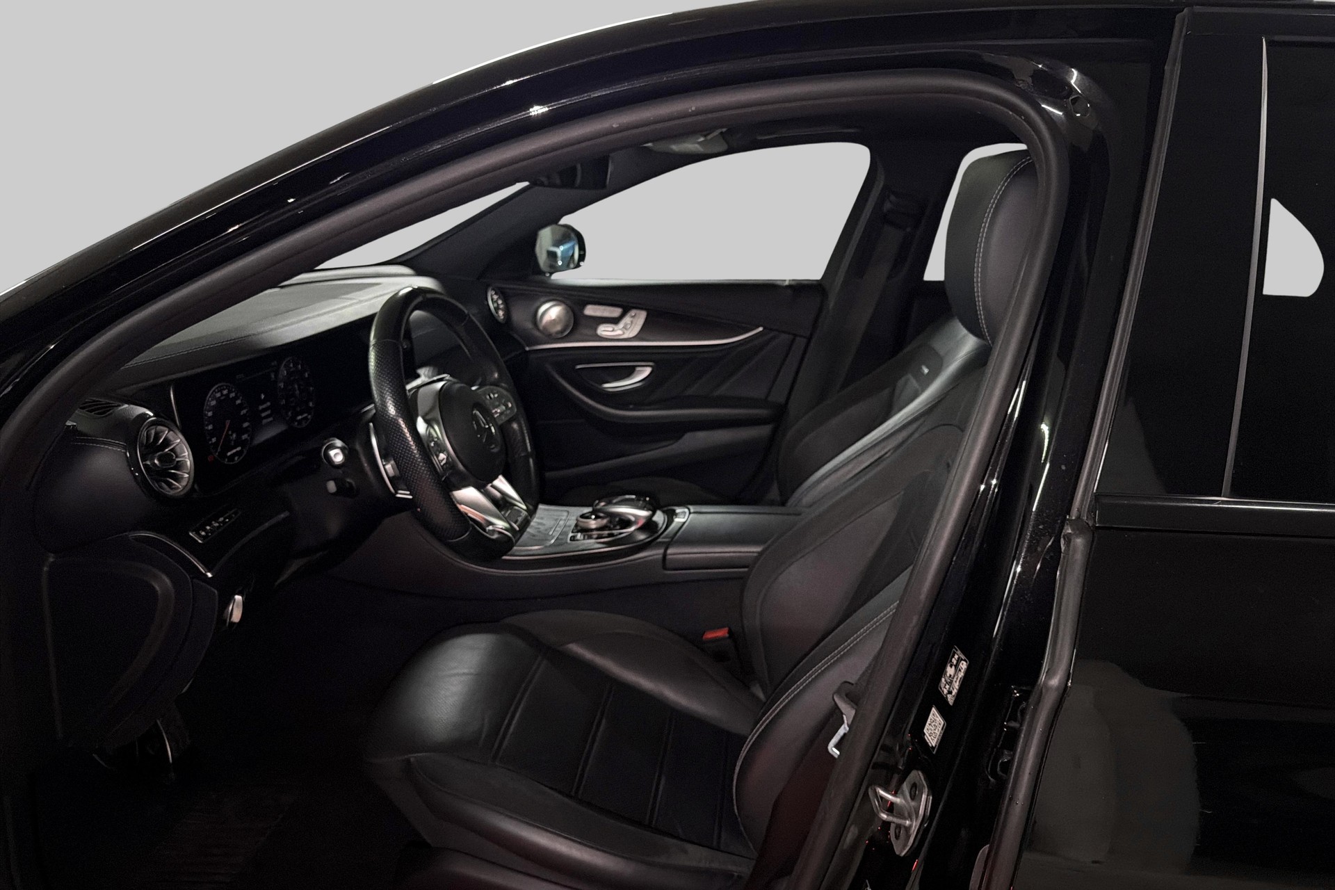 MERCEDES-BENZ E 63 AMG 4Matic+ Speedshift MCT-image-7