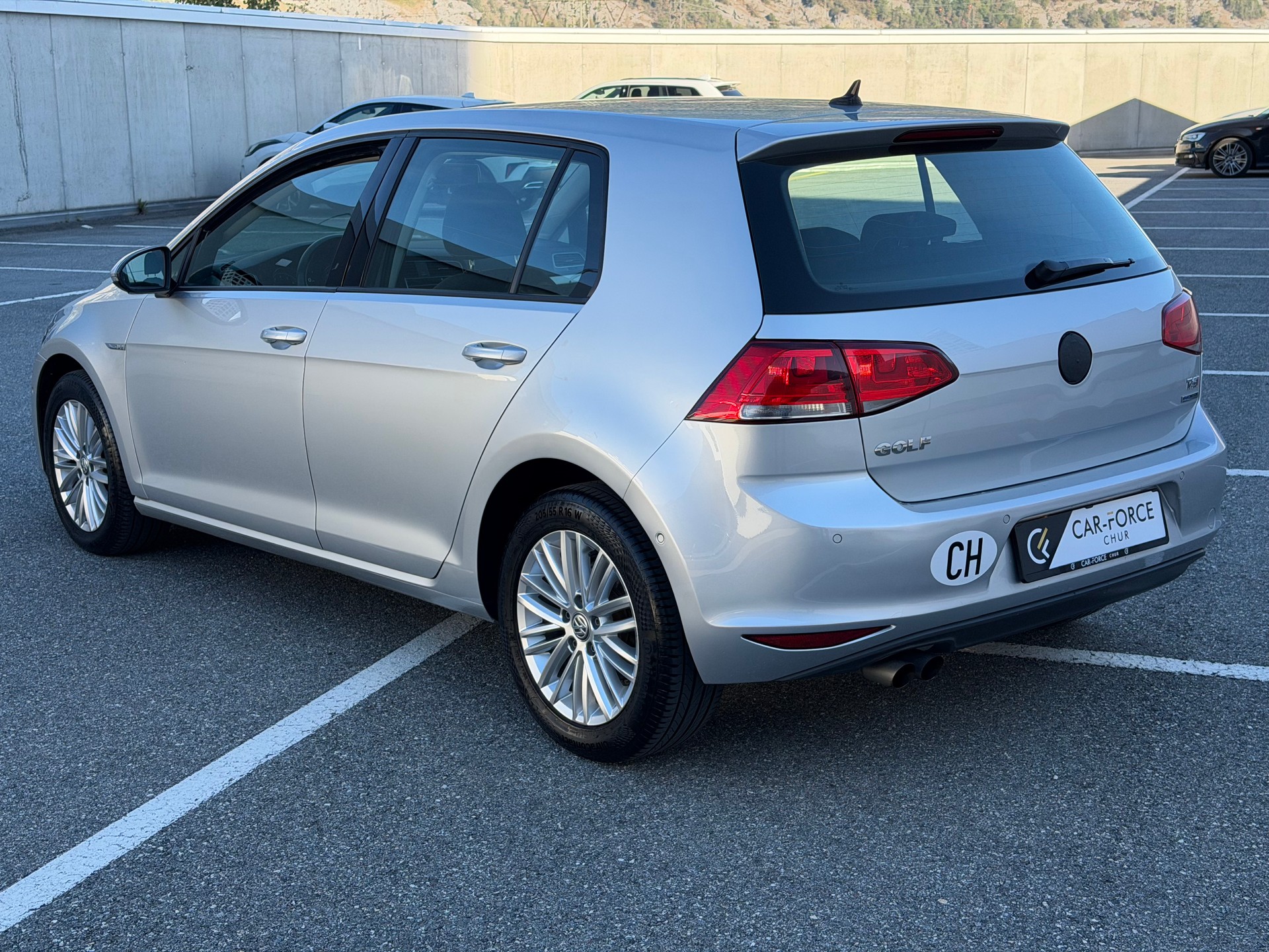 VW Golf 1.4 TSI Cup DSG-showroom-element-3