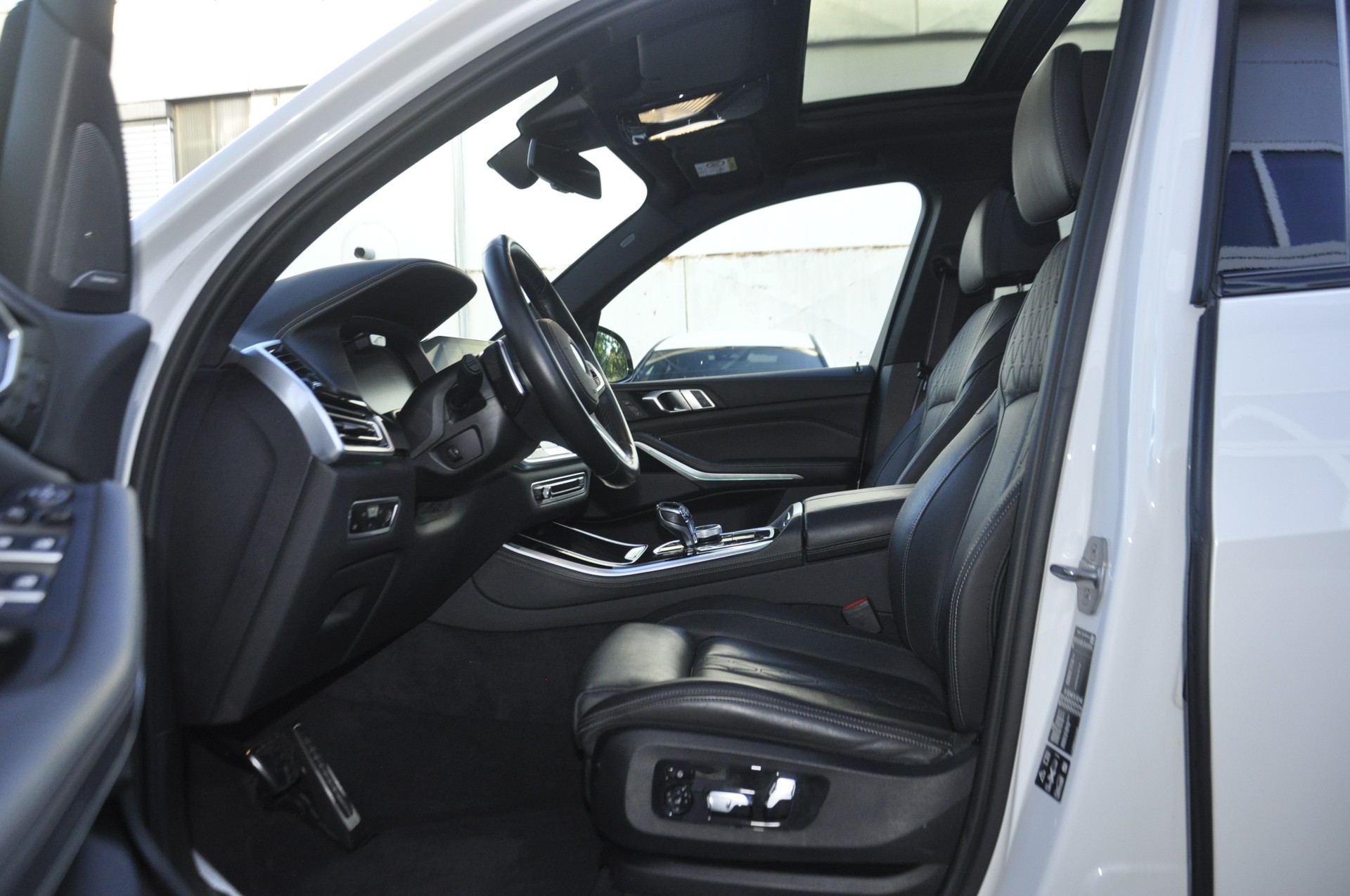 BMW X5 xDrive 48V 40d M Sport Steptronic I Anhängerkupplung 3.5t-image-3