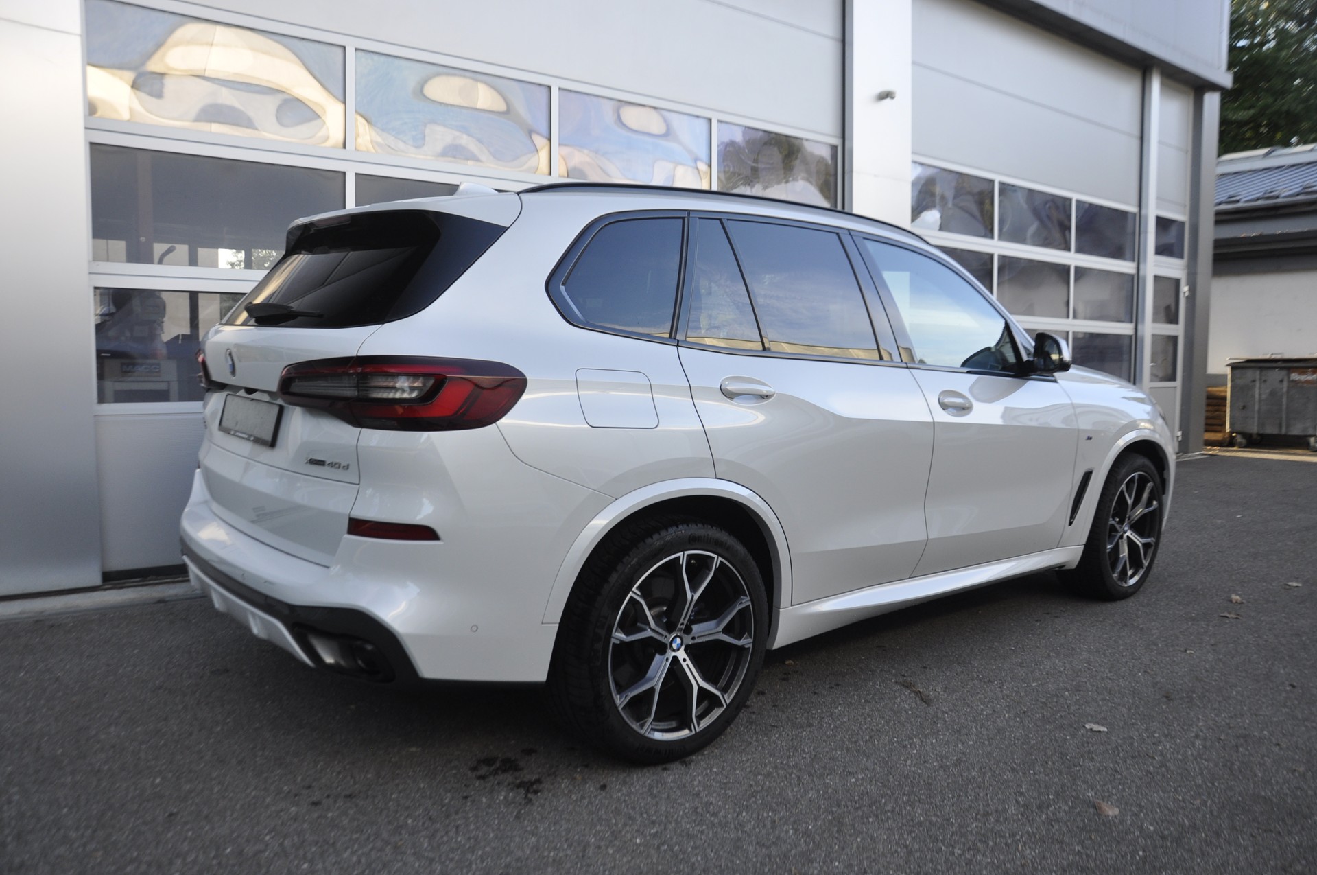 BMW X5 xDrive 48V 40d M Sport Steptronic I Anhängerkupplung 3.5t-image-2