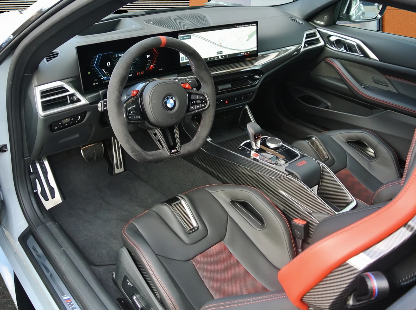 BMW M4 CS Coupé-image-10