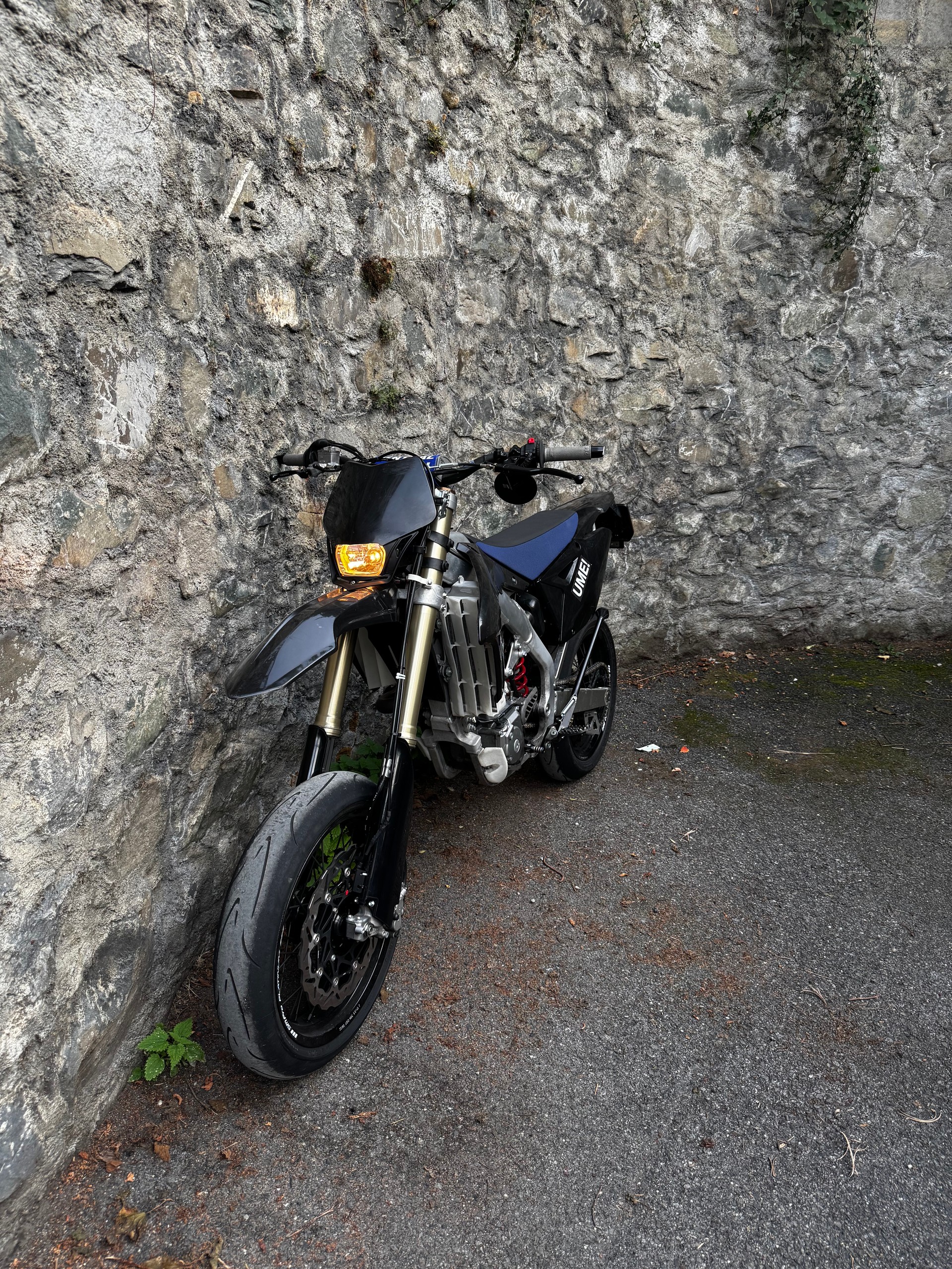 SUZUKI Valenti Racing-image-0