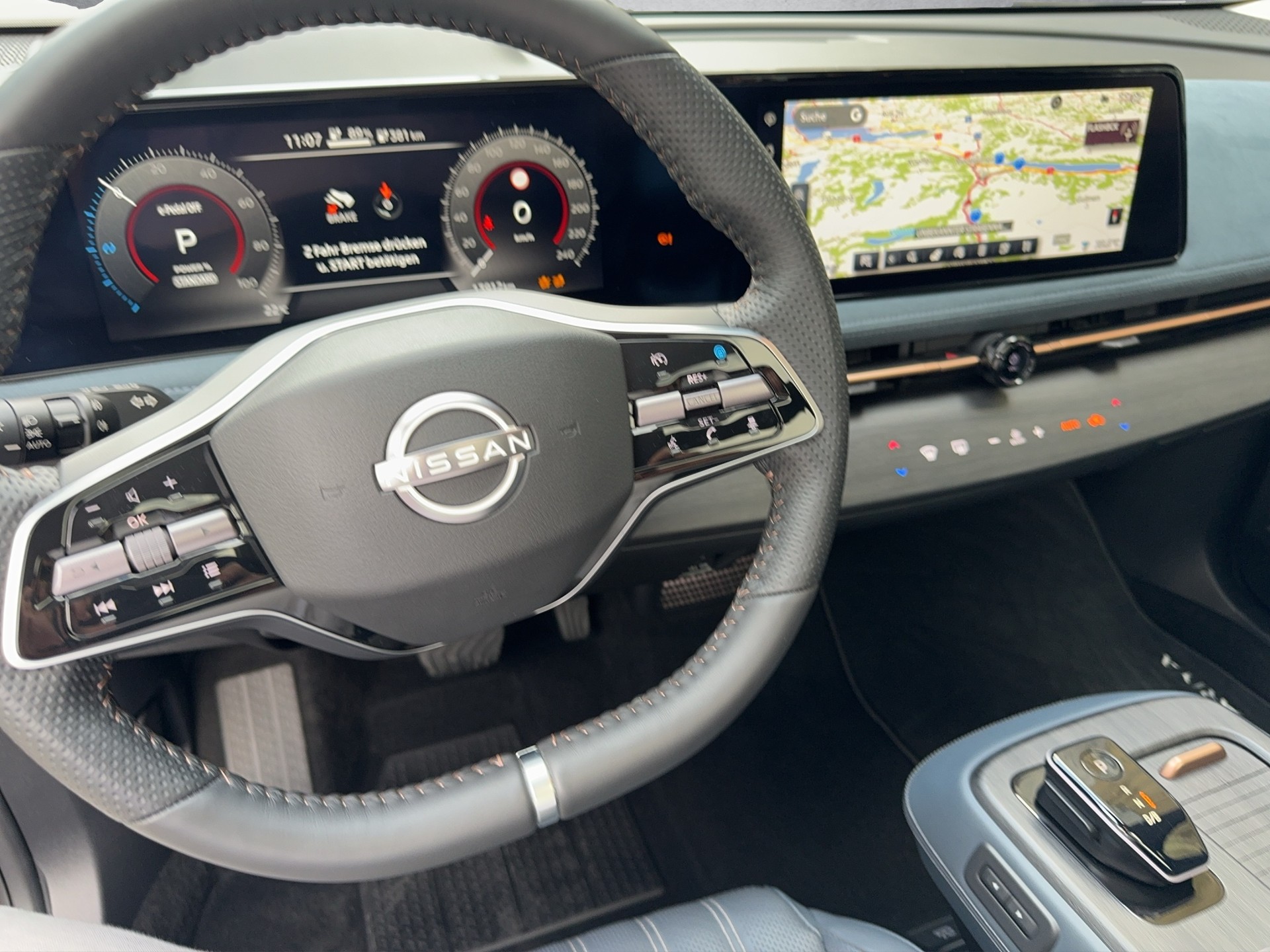 NISSAN Ariya 87 kWh Evolve-image-12