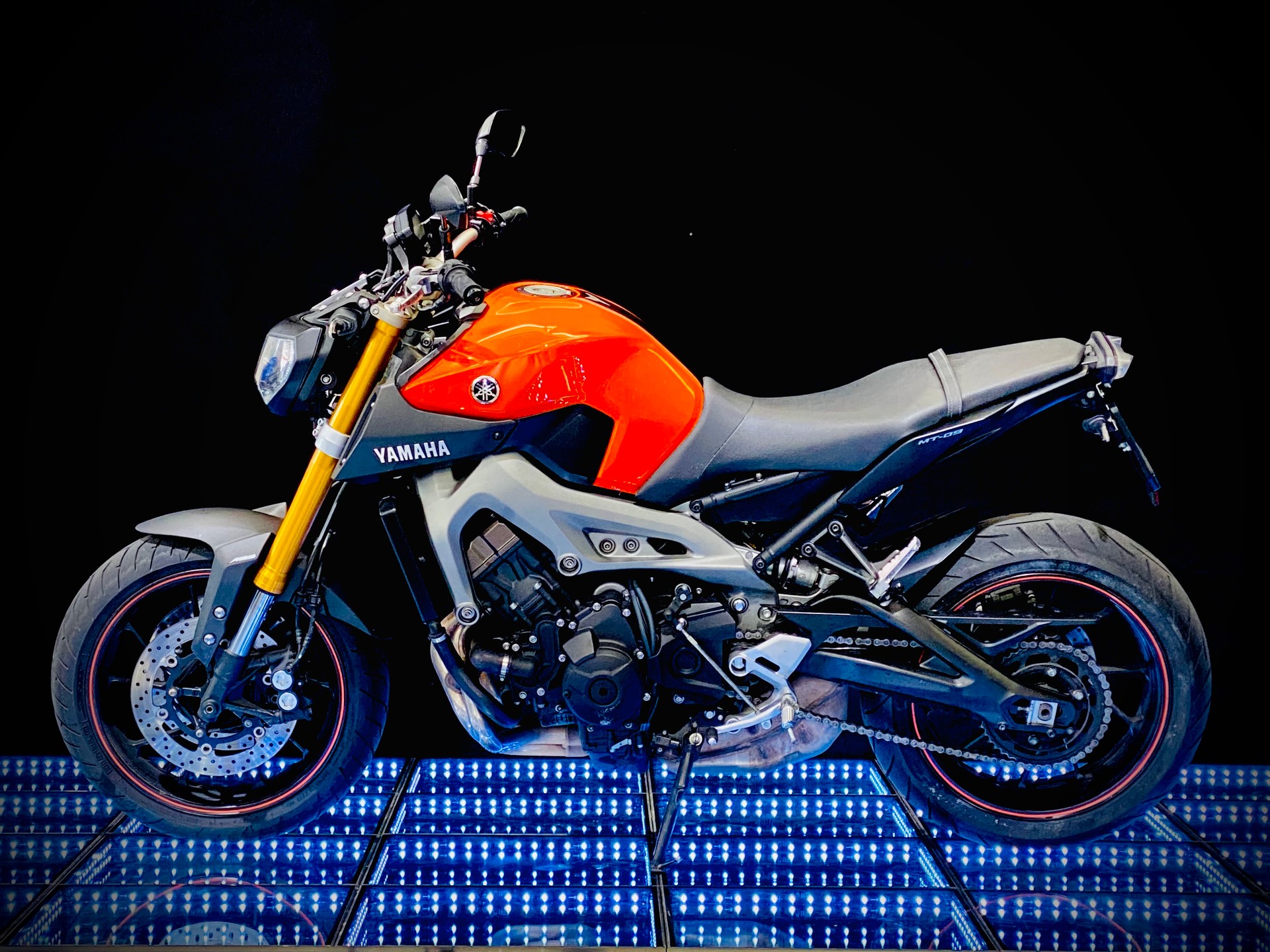 YAMAHA MT-09 ABS-image-3