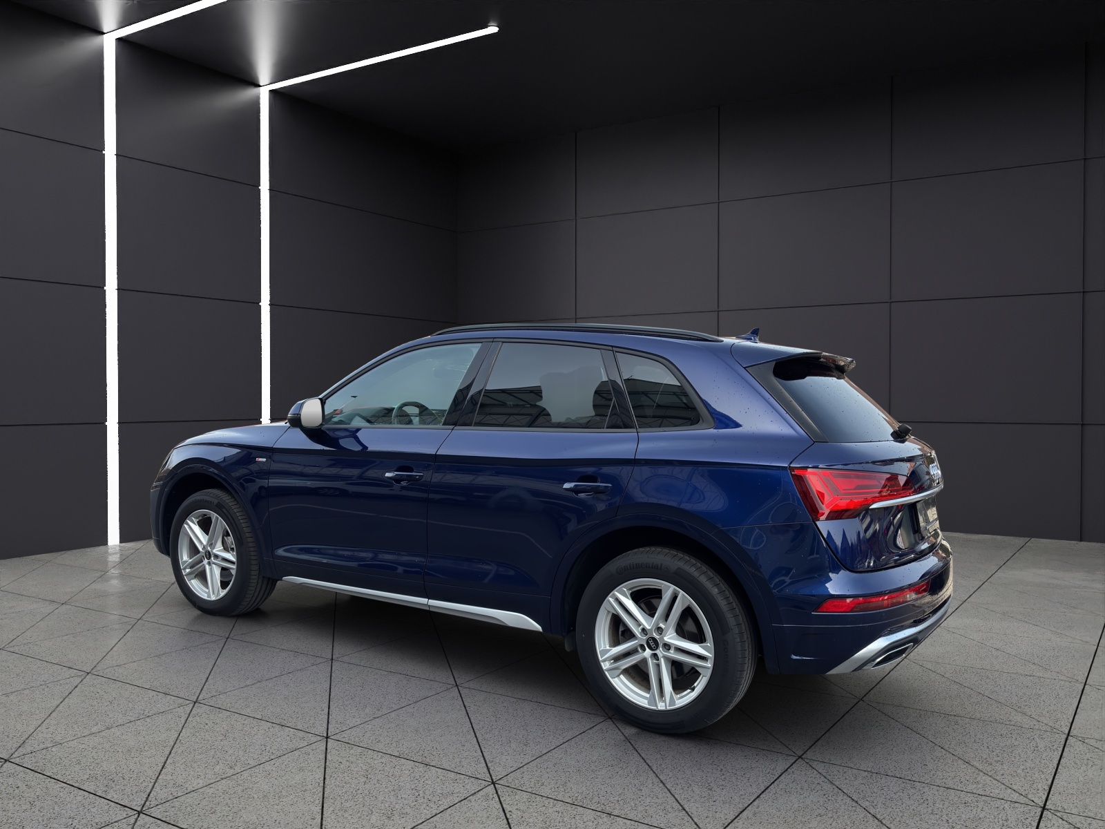 AUDI Q5 40 TDI S-line quattro S-tronic-image-3
