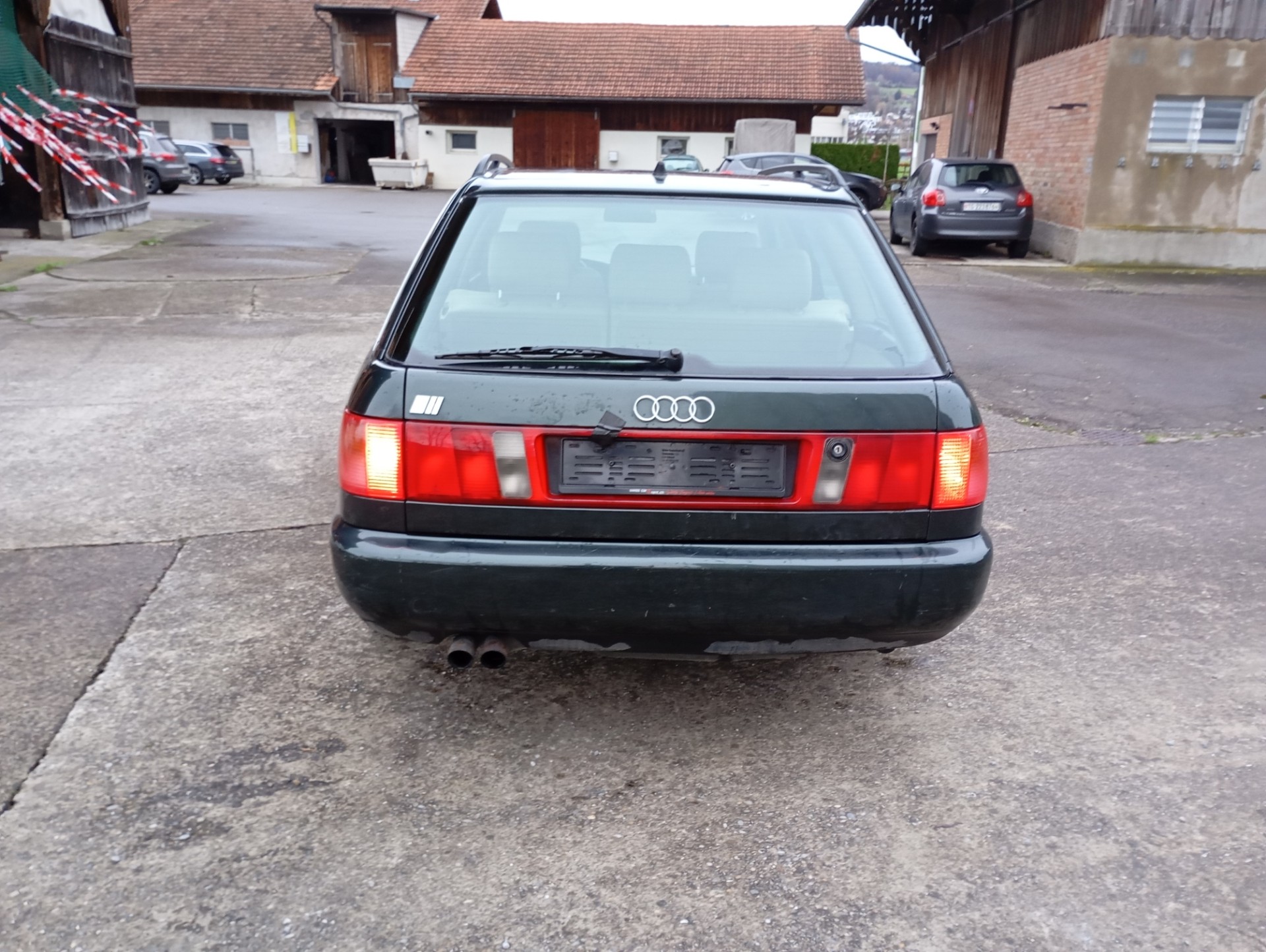 AUDI S6 Avant quattro Turbo-image-3