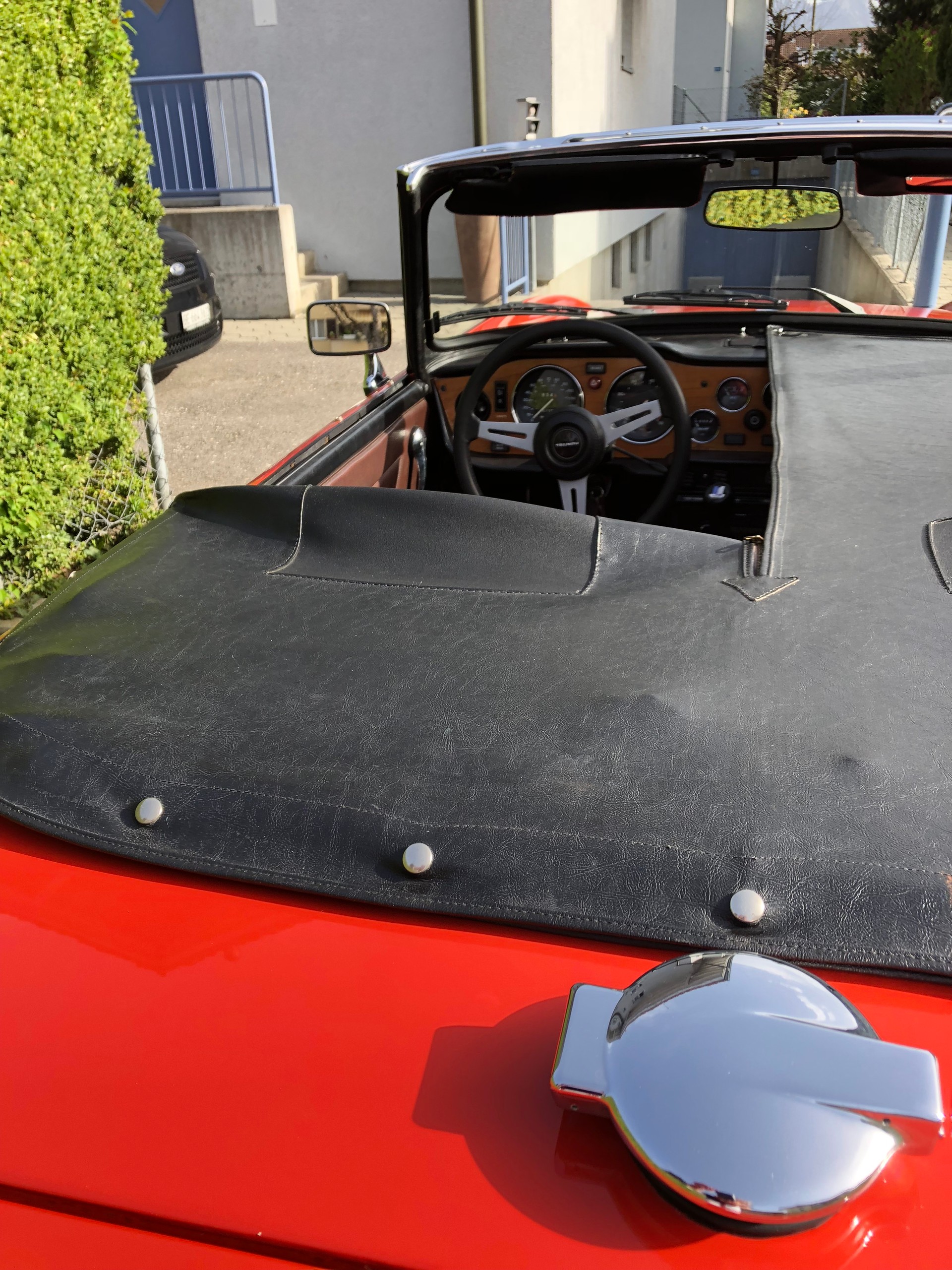 TRIUMPH TR6-image-10