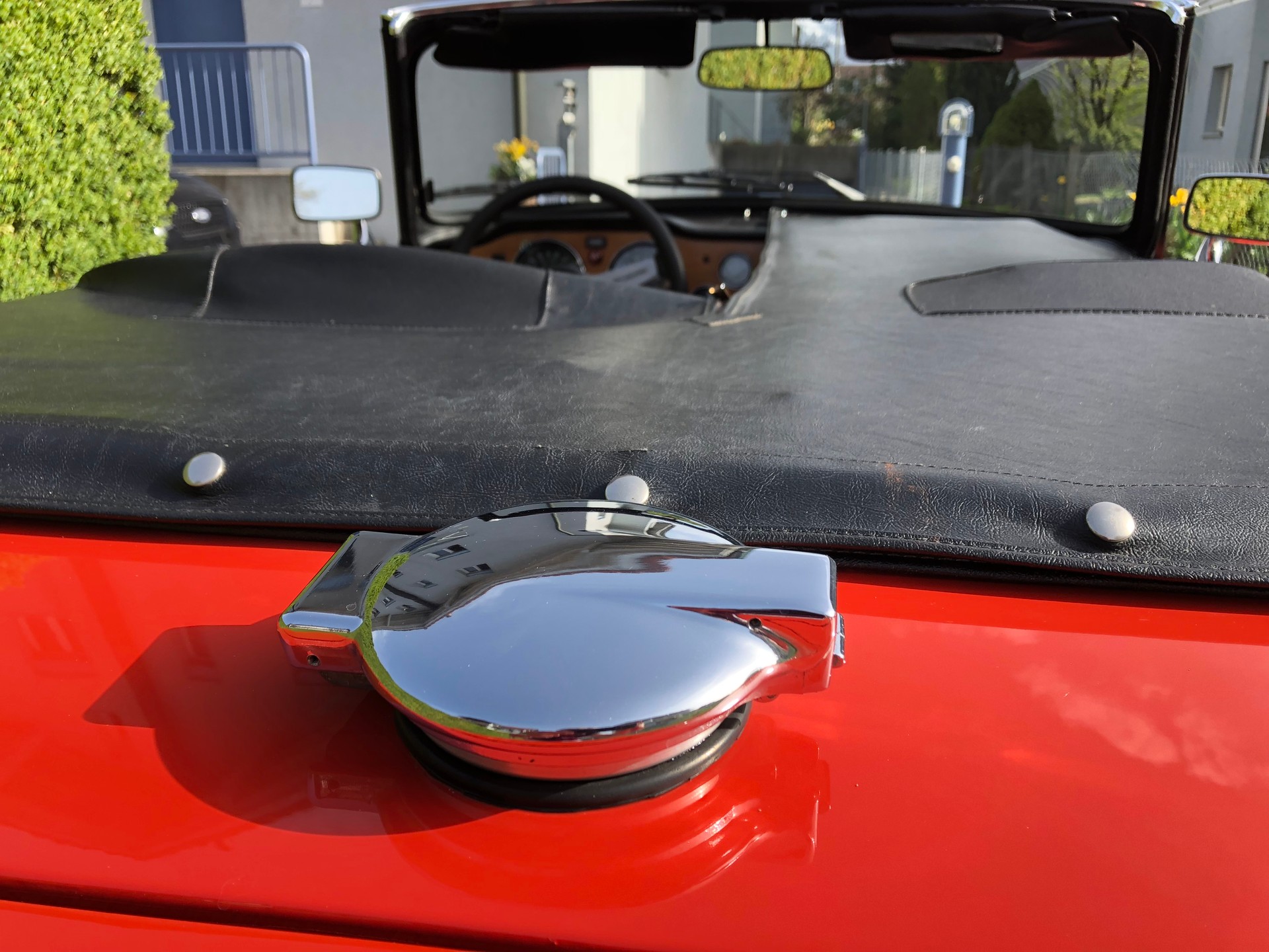 TRIUMPH TR6-image-11
