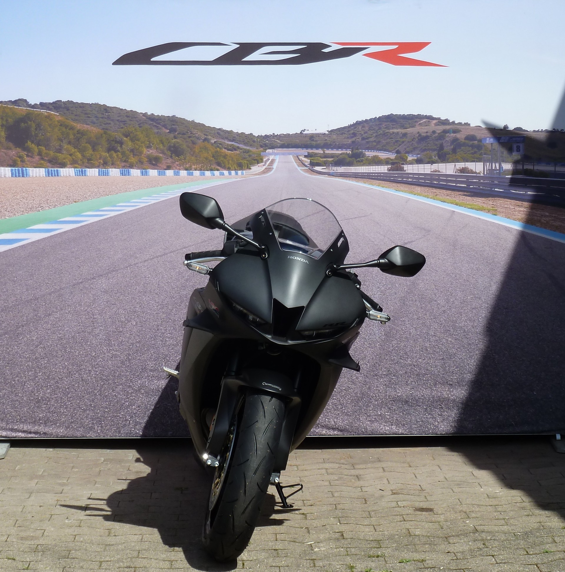 HONDA CBR 600 RR-image-1