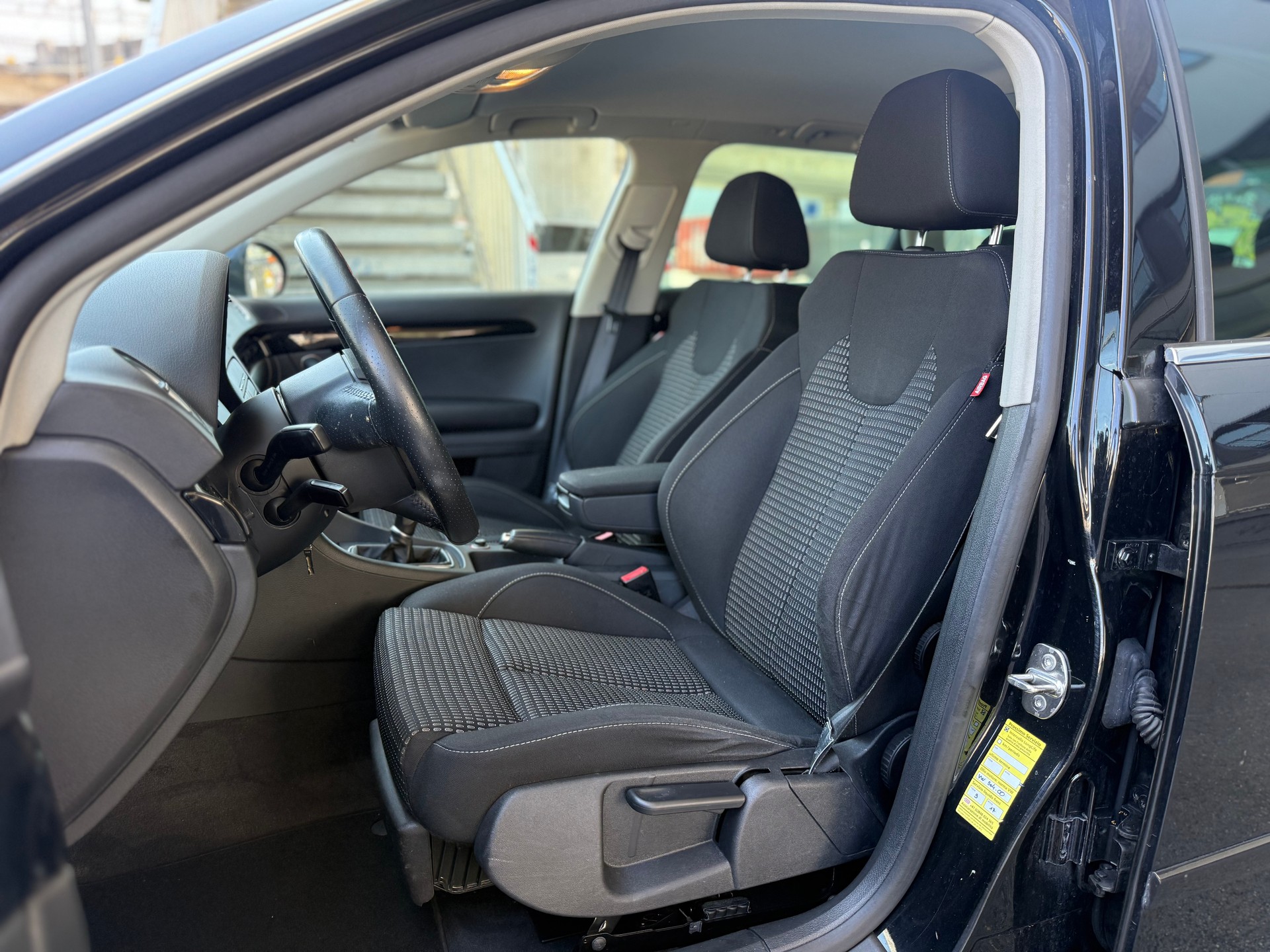 SEAT Exeo ST 1.8 TSI Advantage-image-11