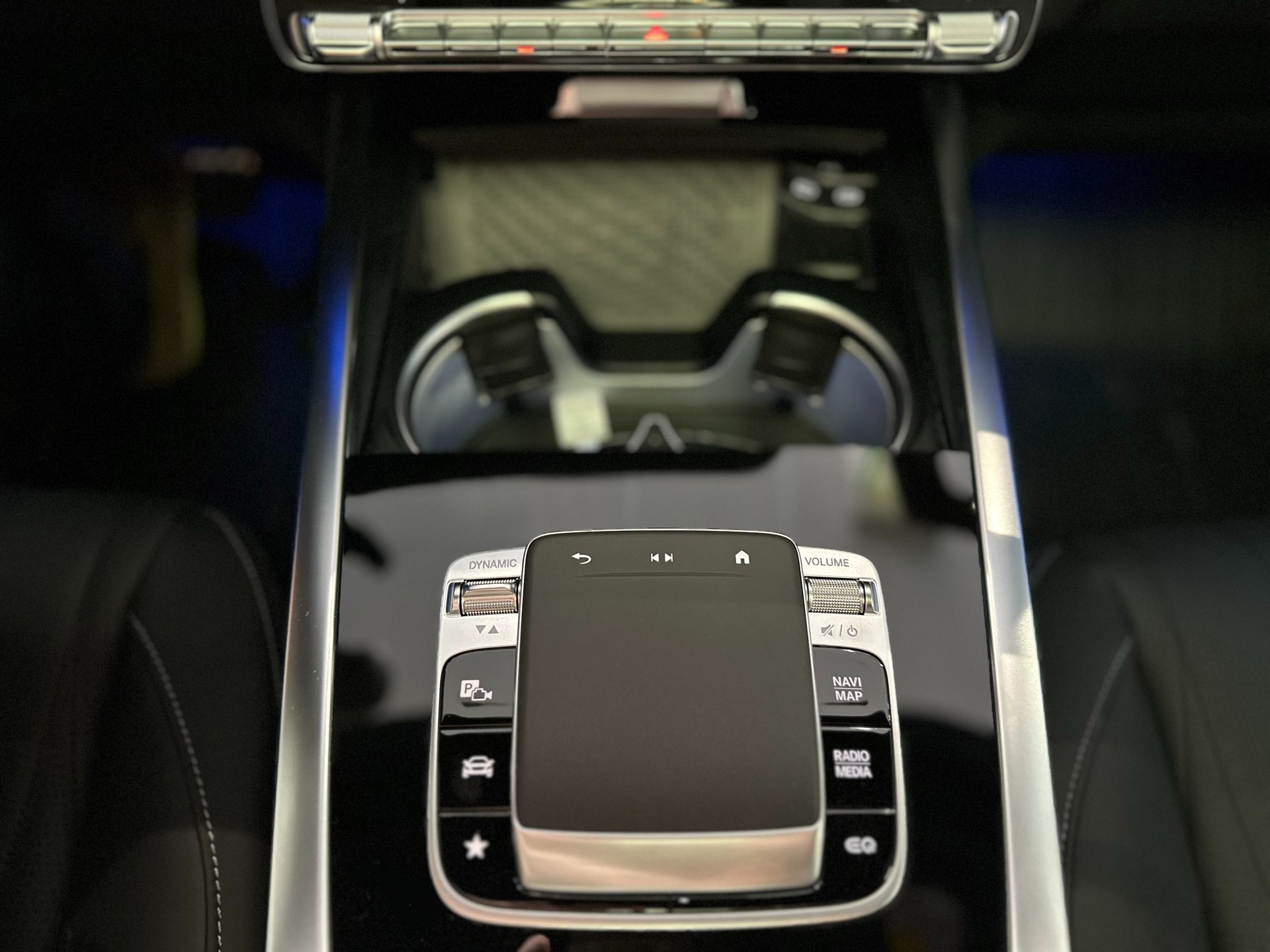 MERCEDES-BENZ G 580 EQ Technology-image-19