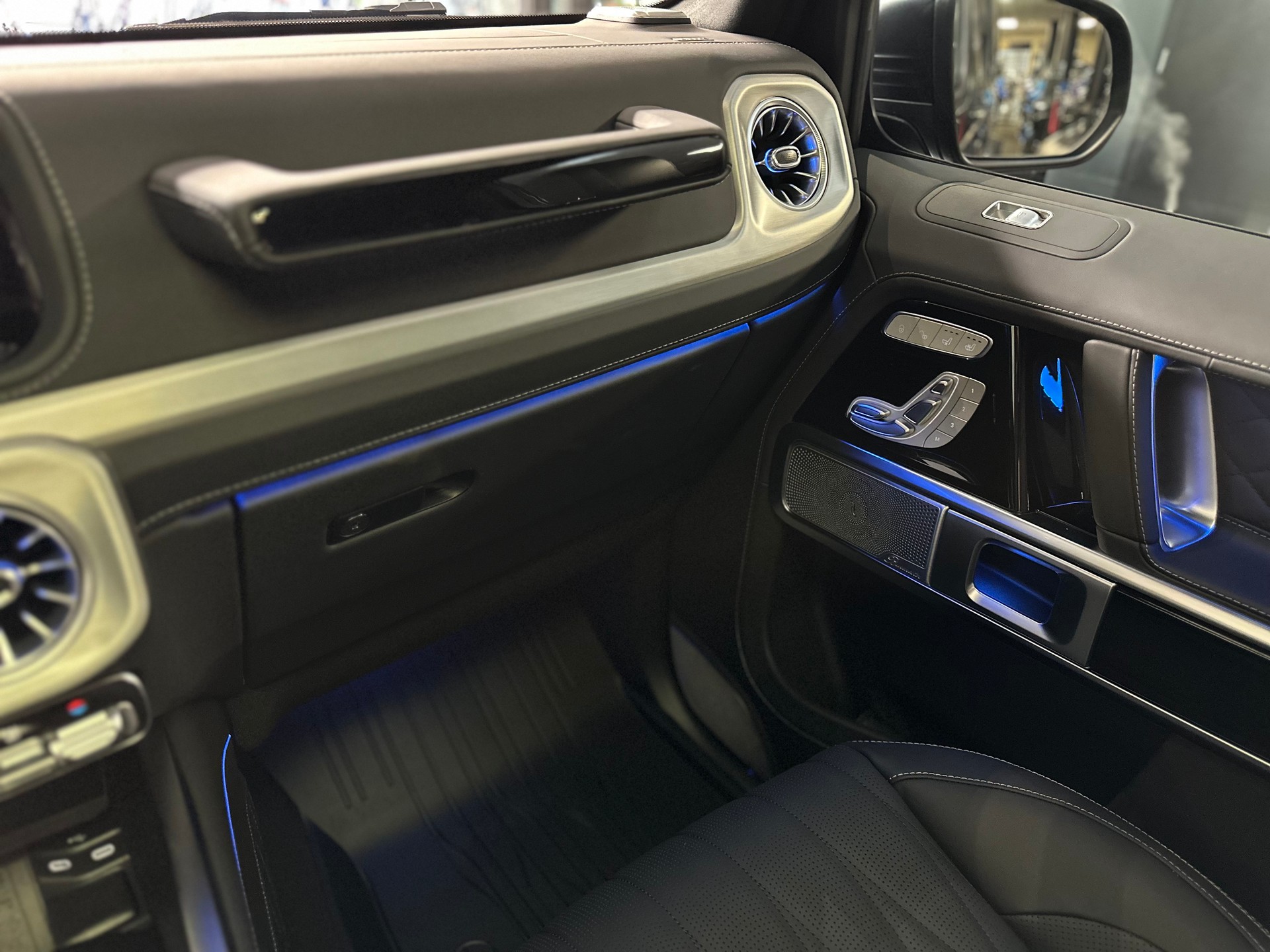 MERCEDES-BENZ G 580 EQ Technology-image-15