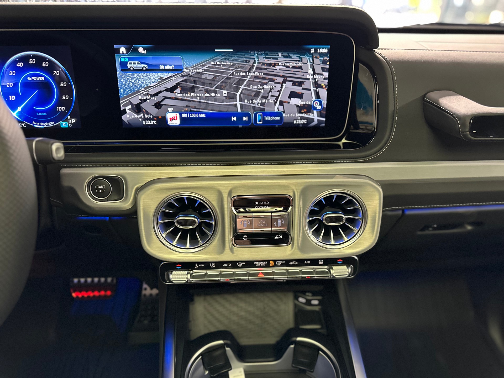 MERCEDES-BENZ G 580 EQ Technology-image-17