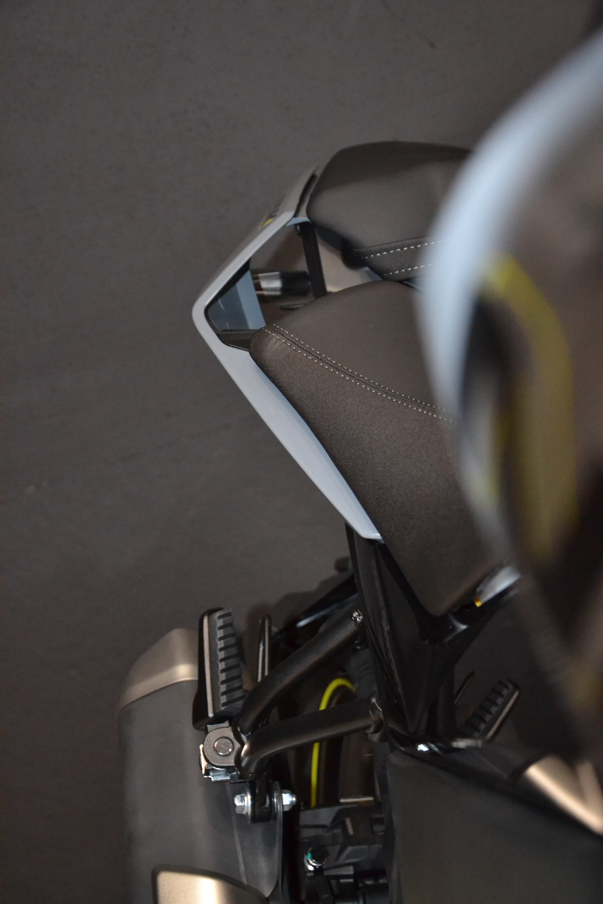 CF MOTO 300 NK-image-7
