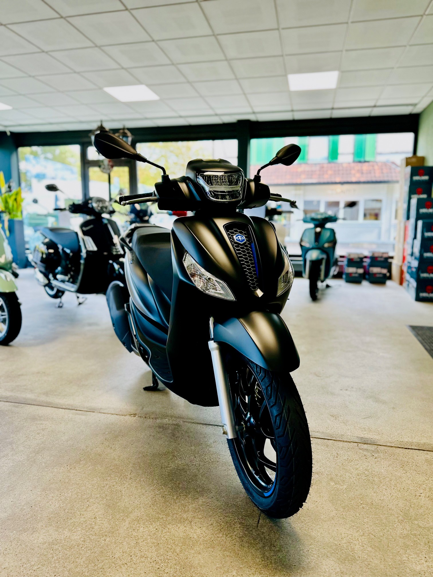 PIAGGIO Medley 125 Sport E5+-image-0