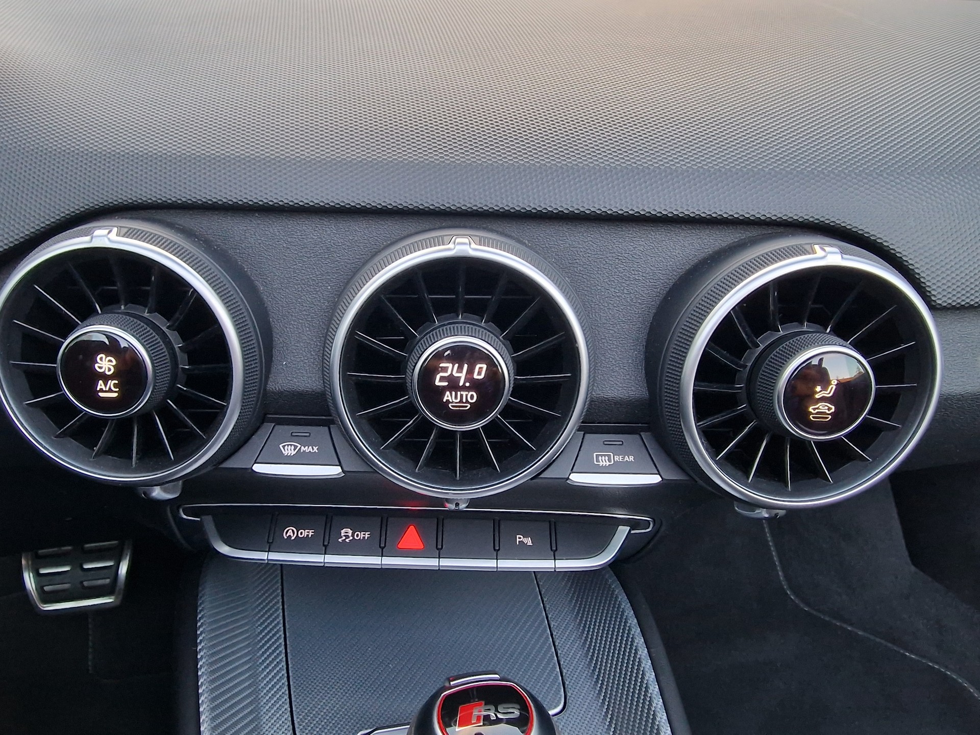 AUDI TT RS Roadster 2.5 TFSI Quattro-image-22