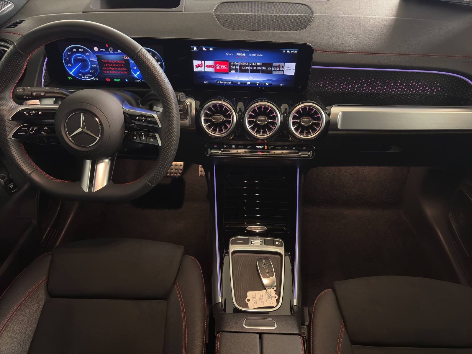 MERCEDES-BENZ EQB 350 4M Swiss Star-image-11