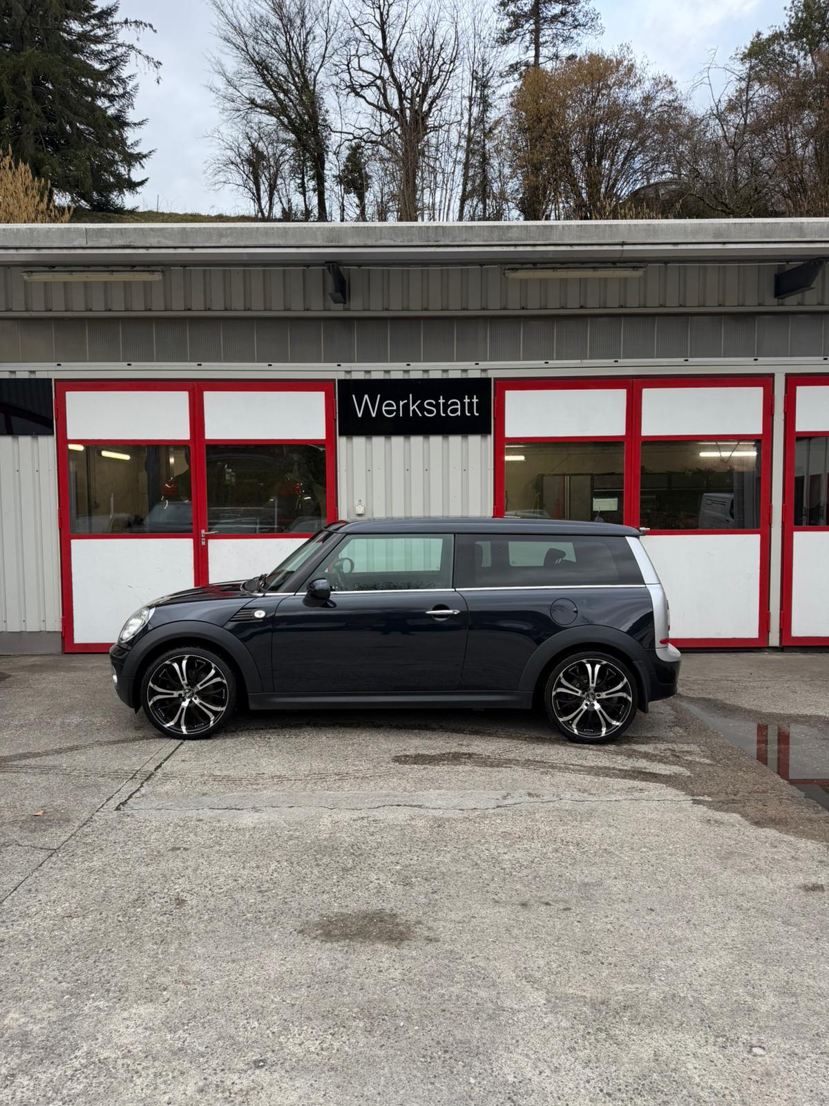 MINI Clubman Cooper-image-5