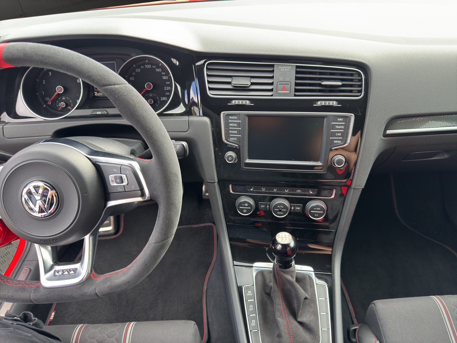 VW Golf VII 2.0 TSI GTI Clubsport-image-10