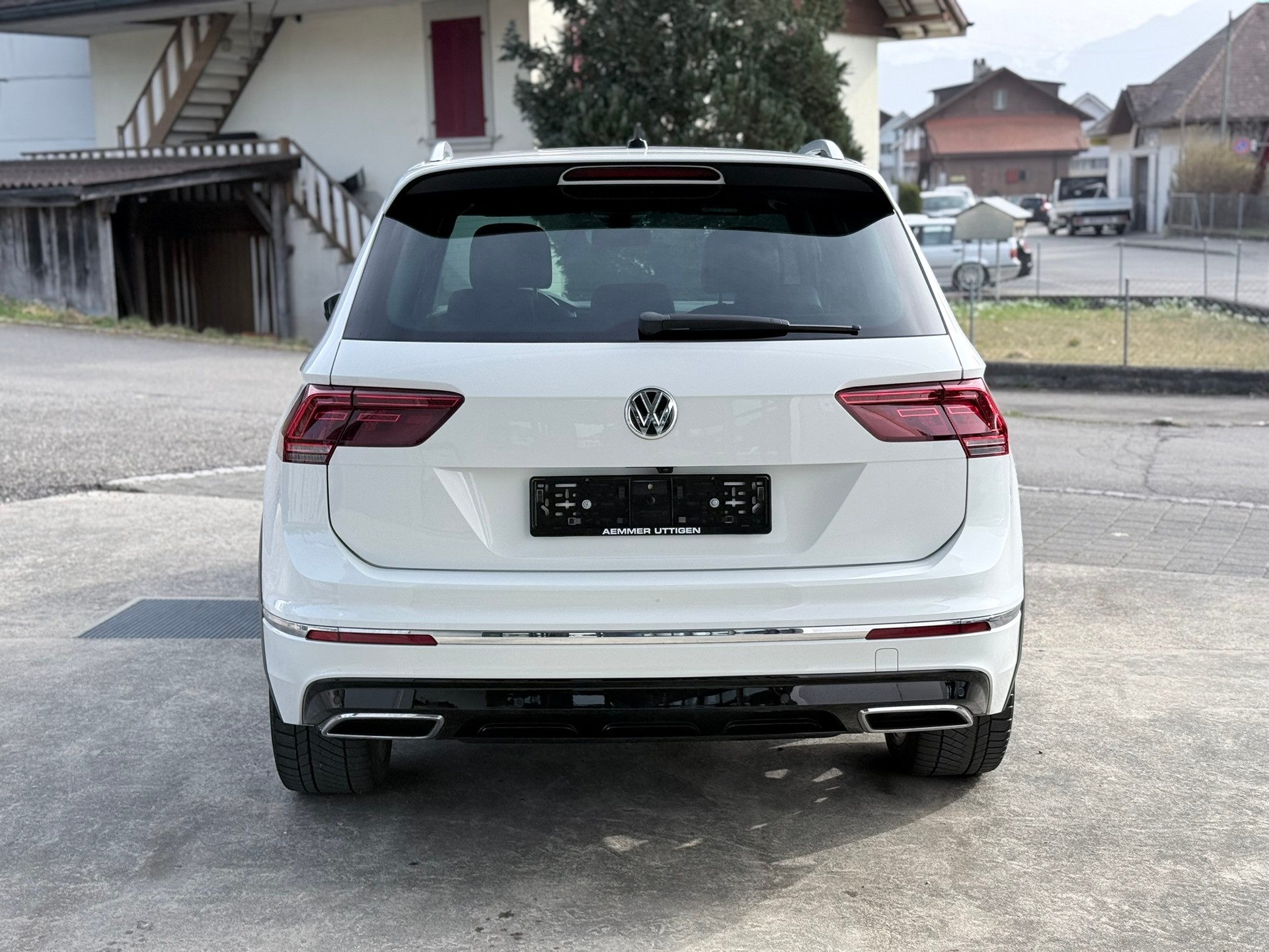 VW Tiguan 2.0TSI Highline 4Motion DSG-image-5