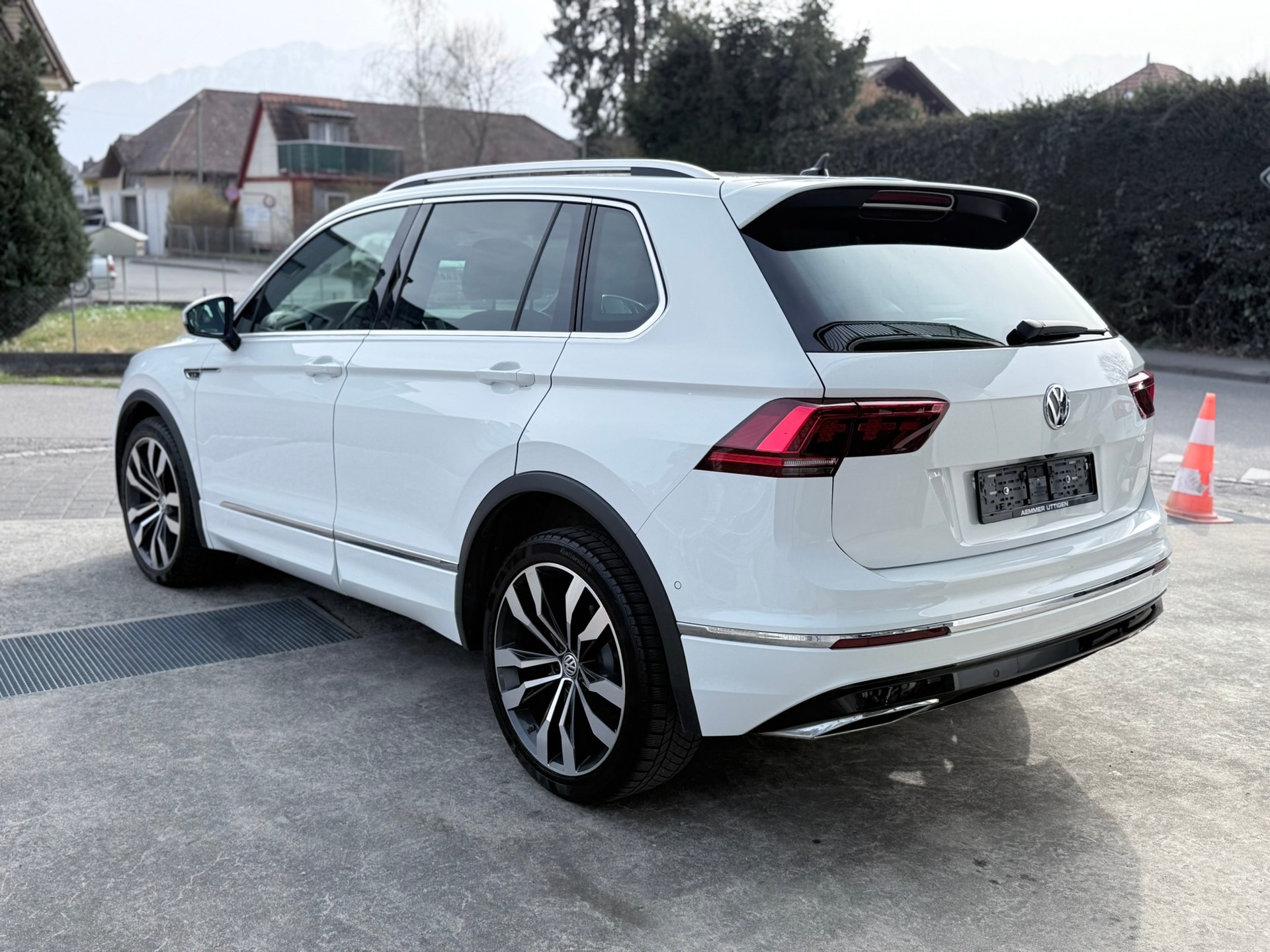 VW Tiguan 2.0TSI Highline 4Motion DSG-image-6
