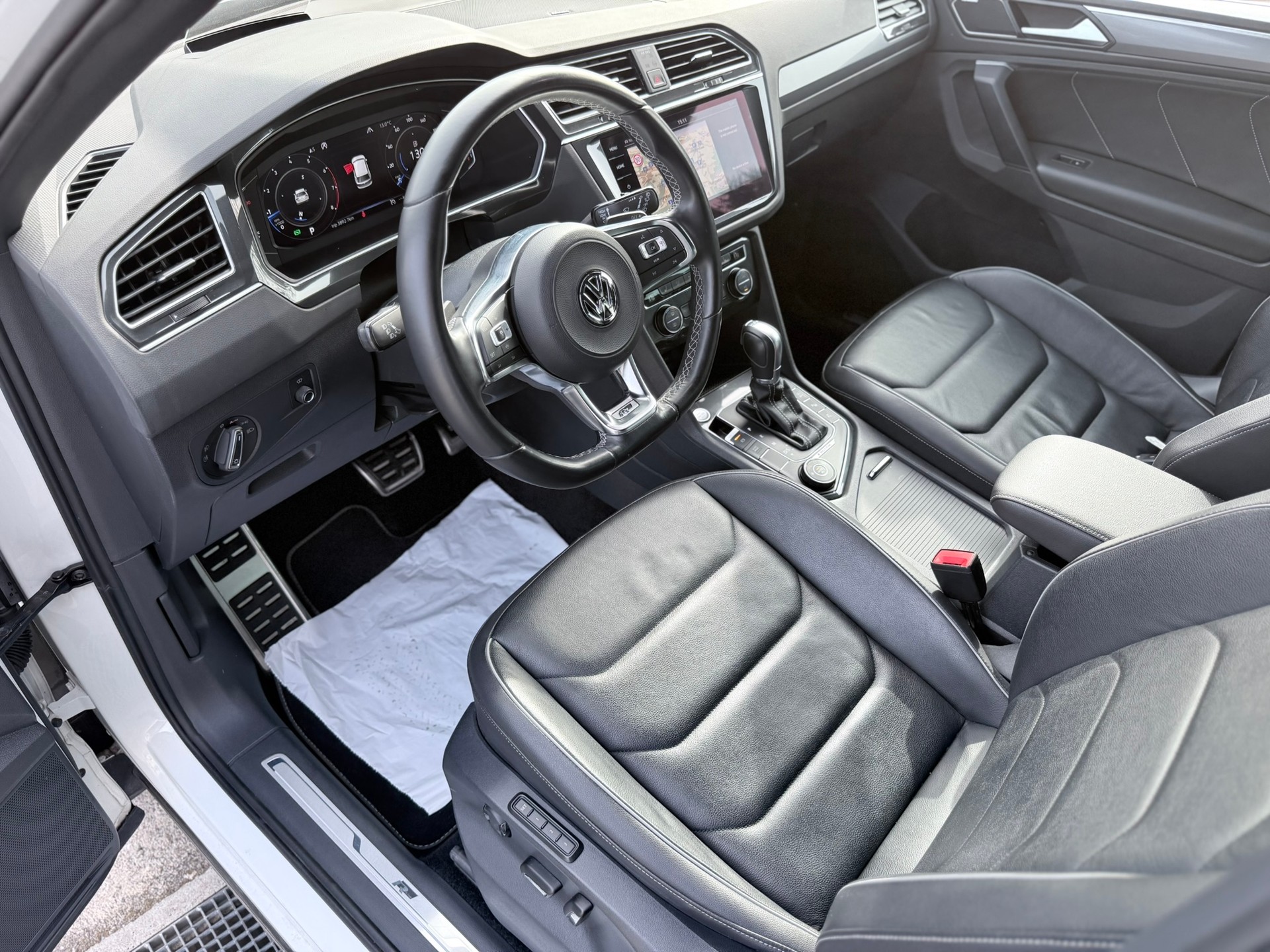 VW Tiguan 2.0TSI Highline 4Motion DSG-image-8