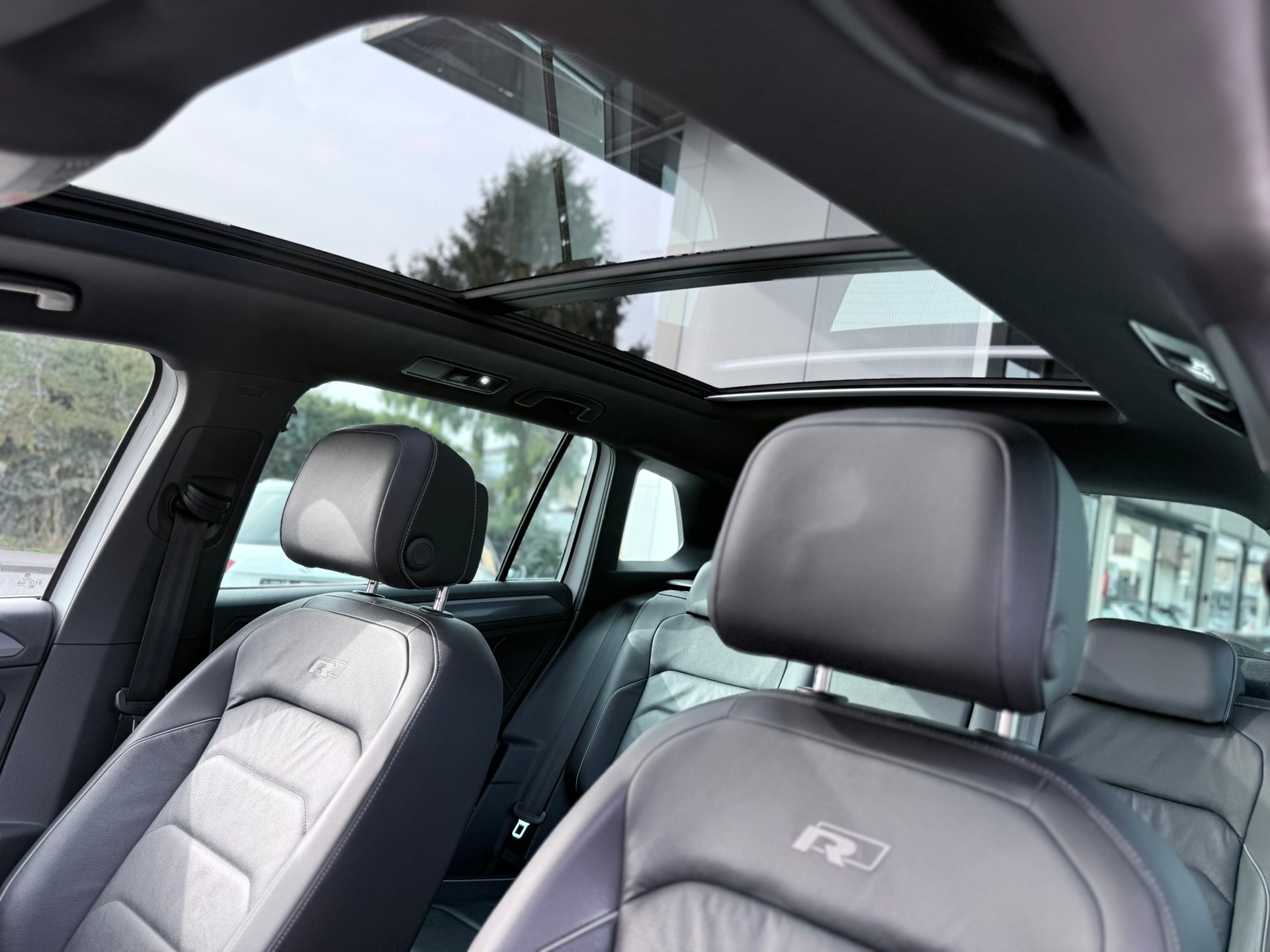 VW Tiguan 2.0TSI Highline 4Motion DSG-image-14