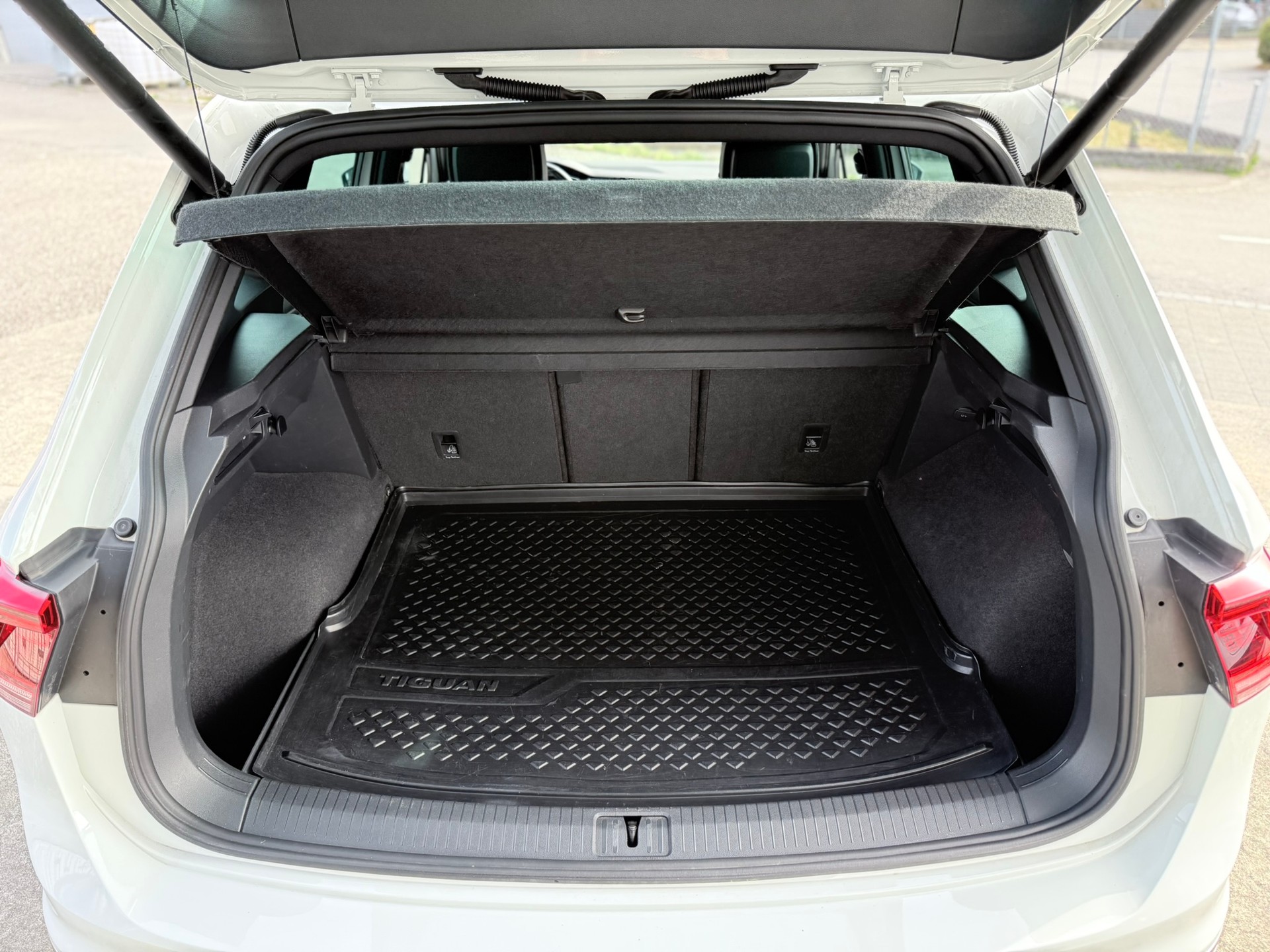 VW Tiguan 2.0TSI Highline 4Motion DSG-image-15