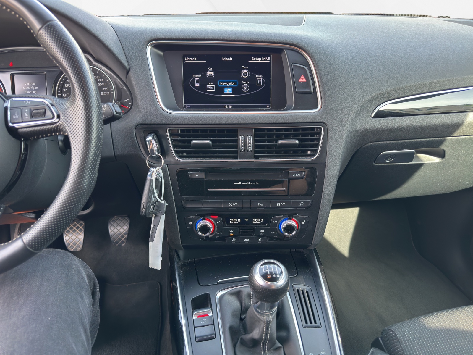 AUDI Q5 2.0 TFSI quattro-image-15
