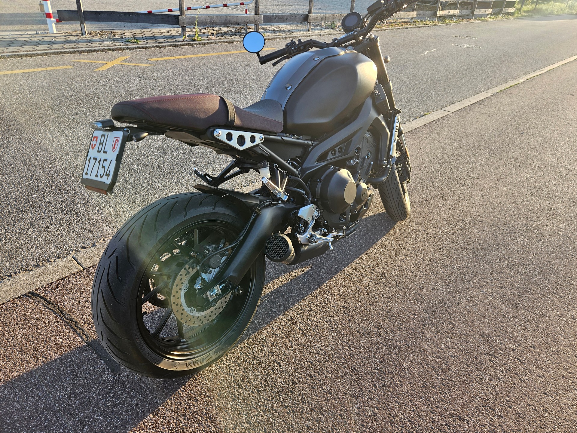 YAMAHA XSR 900-image-6
