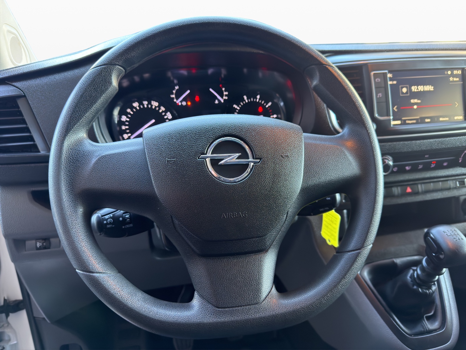 OPEL Vivaro Cargo 1.5 CDTI Essentia s/s M-image-10