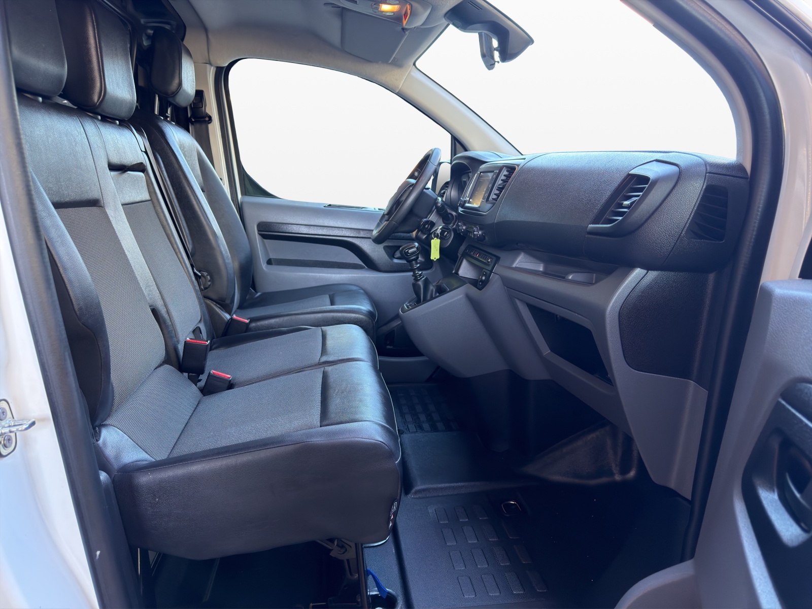 OPEL Vivaro Cargo 1.5 CDTI Essentia s/s M-image-17