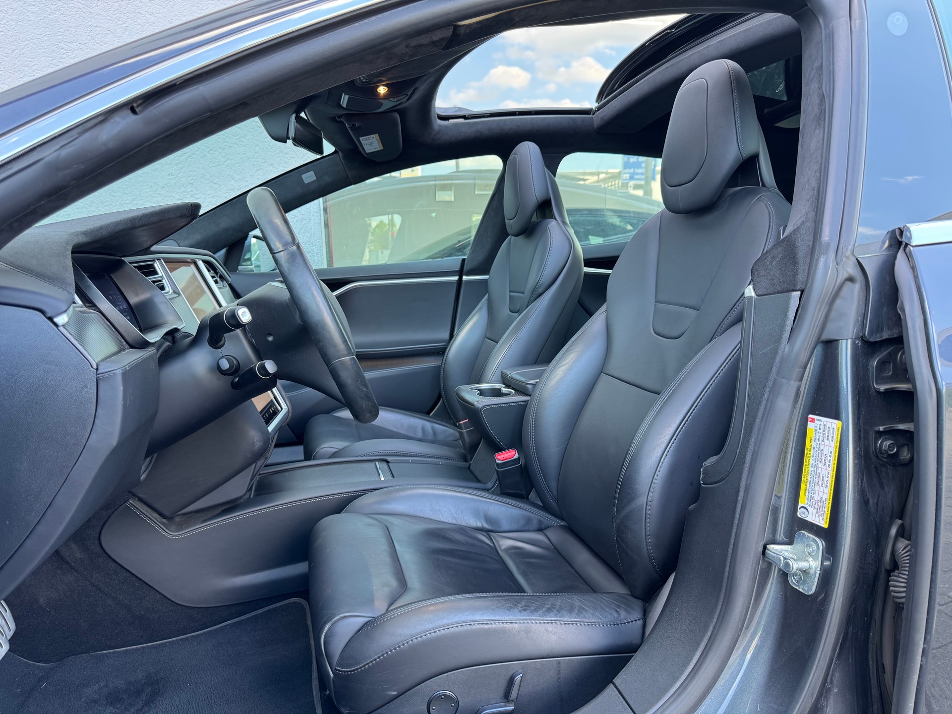 TESLA Model S 100 D Performance-image-6