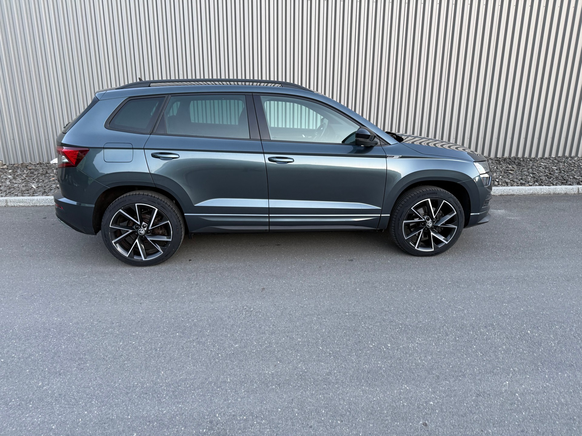 SKODA Karoq 2.0 TSI SportLine 4x4 DSG-image-6