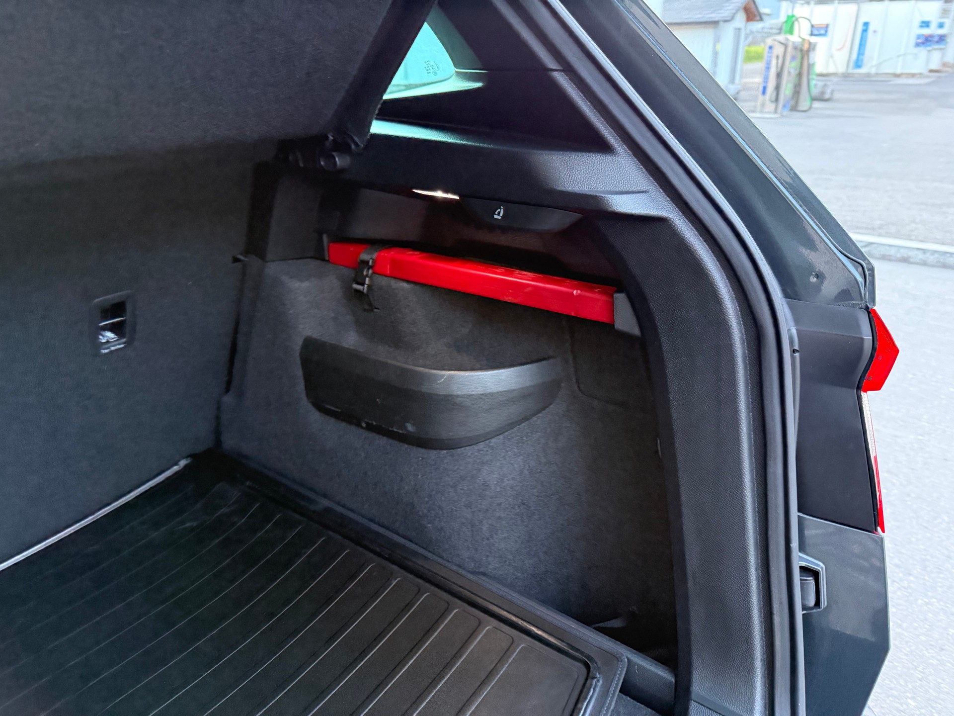 SKODA Karoq 2.0 TSI SportLine 4x4 DSG-image-24