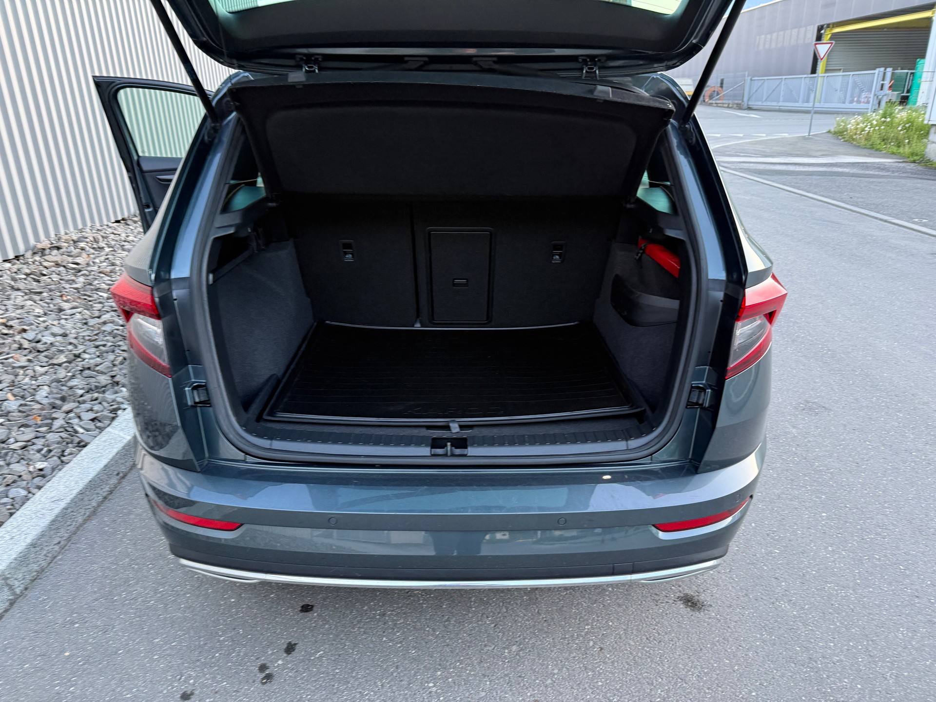 SKODA Karoq 2.0 TSI SportLine 4x4 DSG-image-23