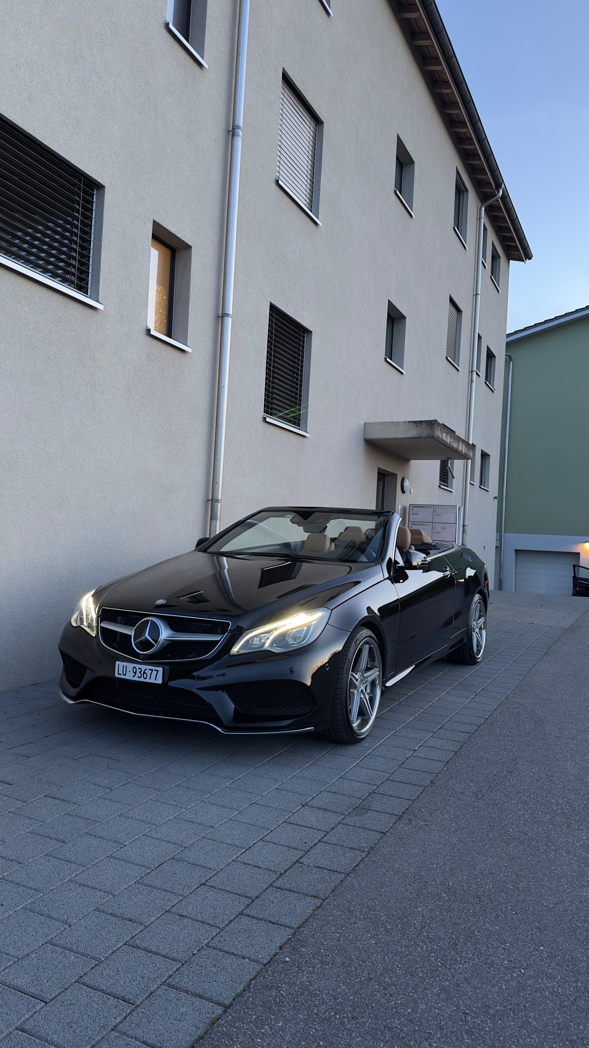 MERCEDES-BENZ E 400 Sport Edition 7G-Tronic-image-2