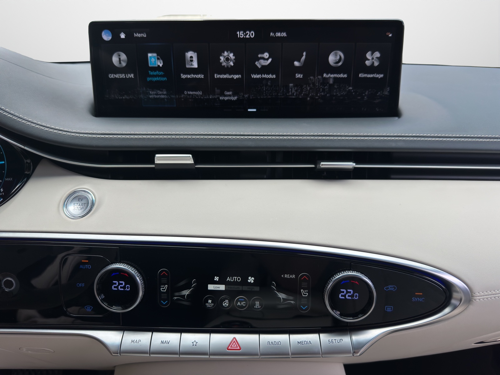GENESIS GV70 Dual Motor Sport AWD-image-8