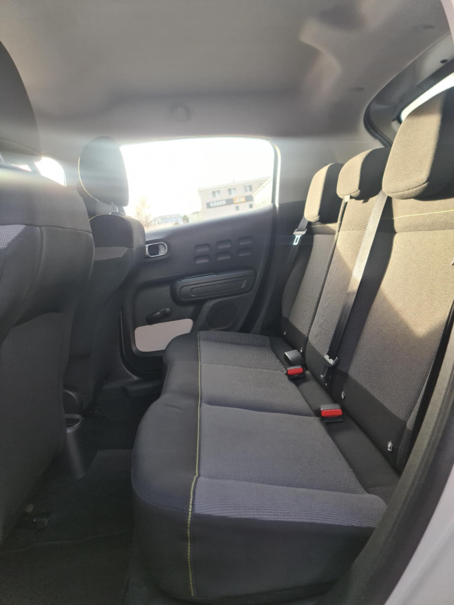 CITROEN C3 1.2i PureTech Feel Edition-image-14