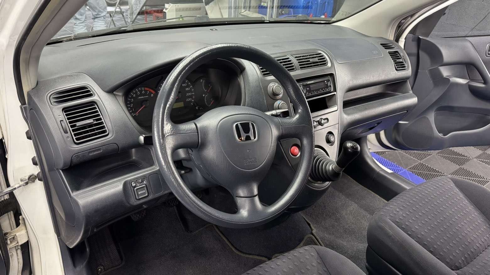 HONDA Civic 1.6i ES-image-7