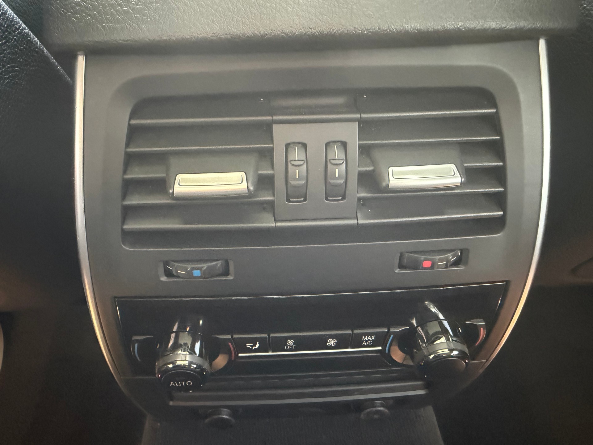 BMW 550i GT xDrive Steptronic-image-11