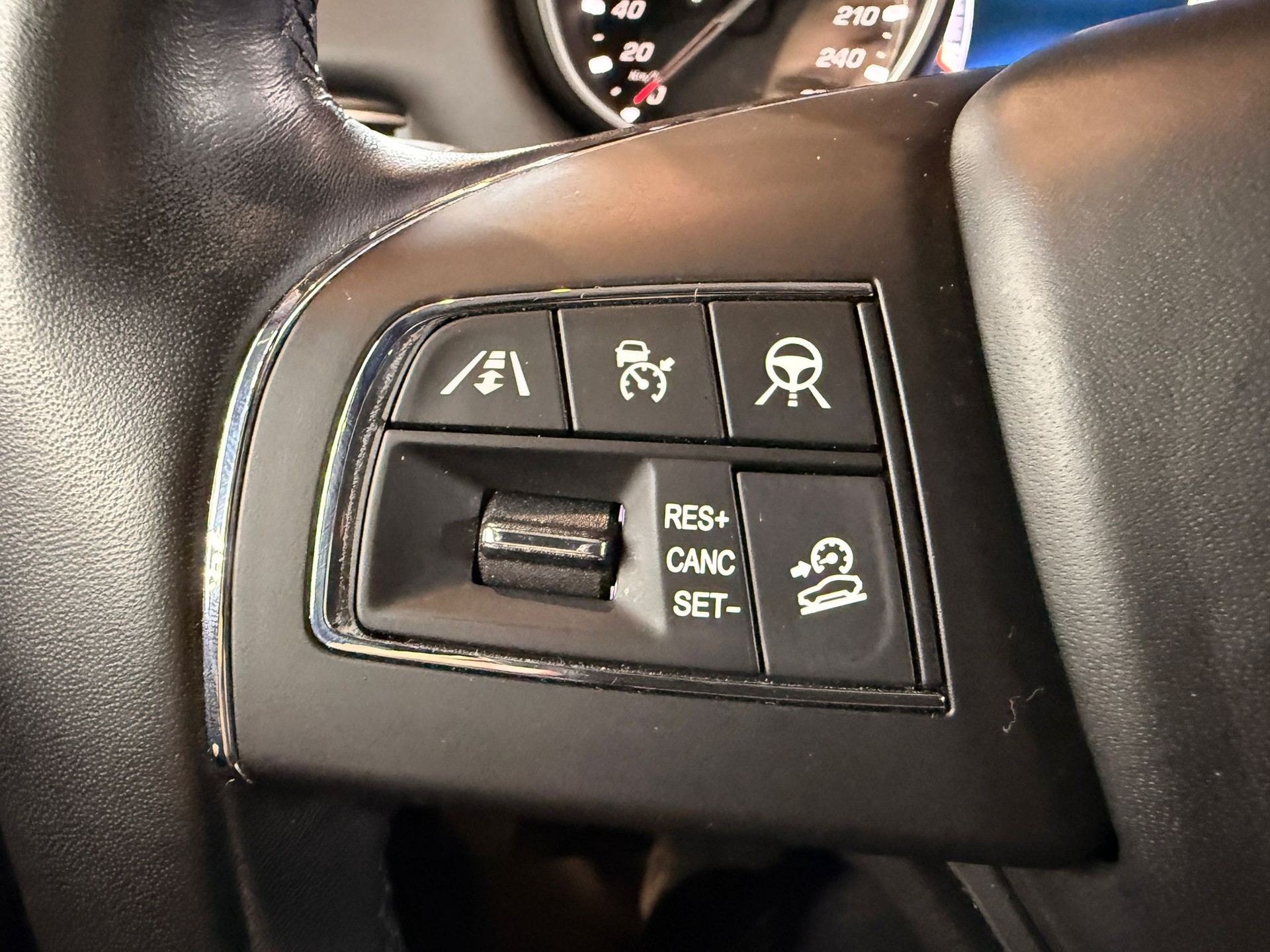 MASERATI Levante D 3.0 V6 GranLusso Automatica-image-19