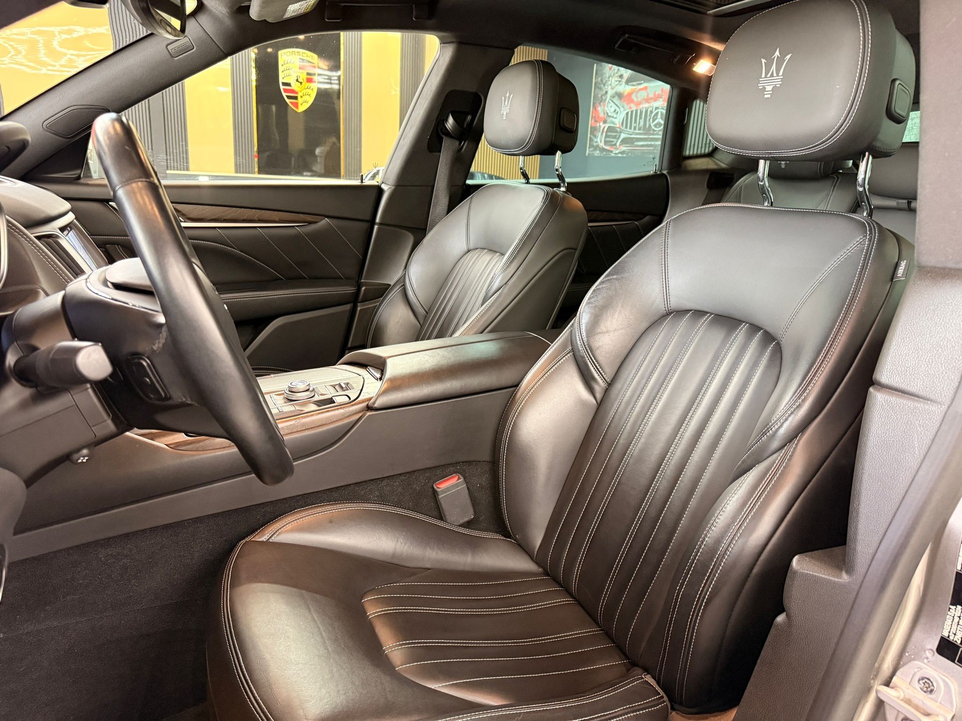 MASERATI Levante D 3.0 V6 GranLusso Automatica-image-9