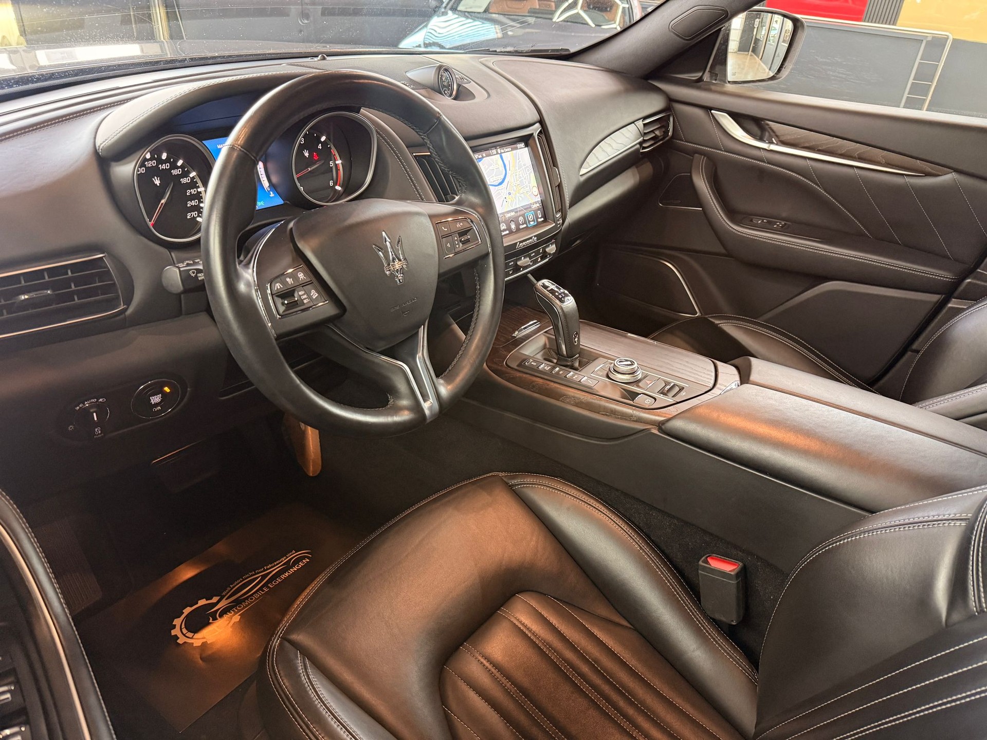 MASERATI Levante D 3.0 V6 GranLusso Automatica-image-8